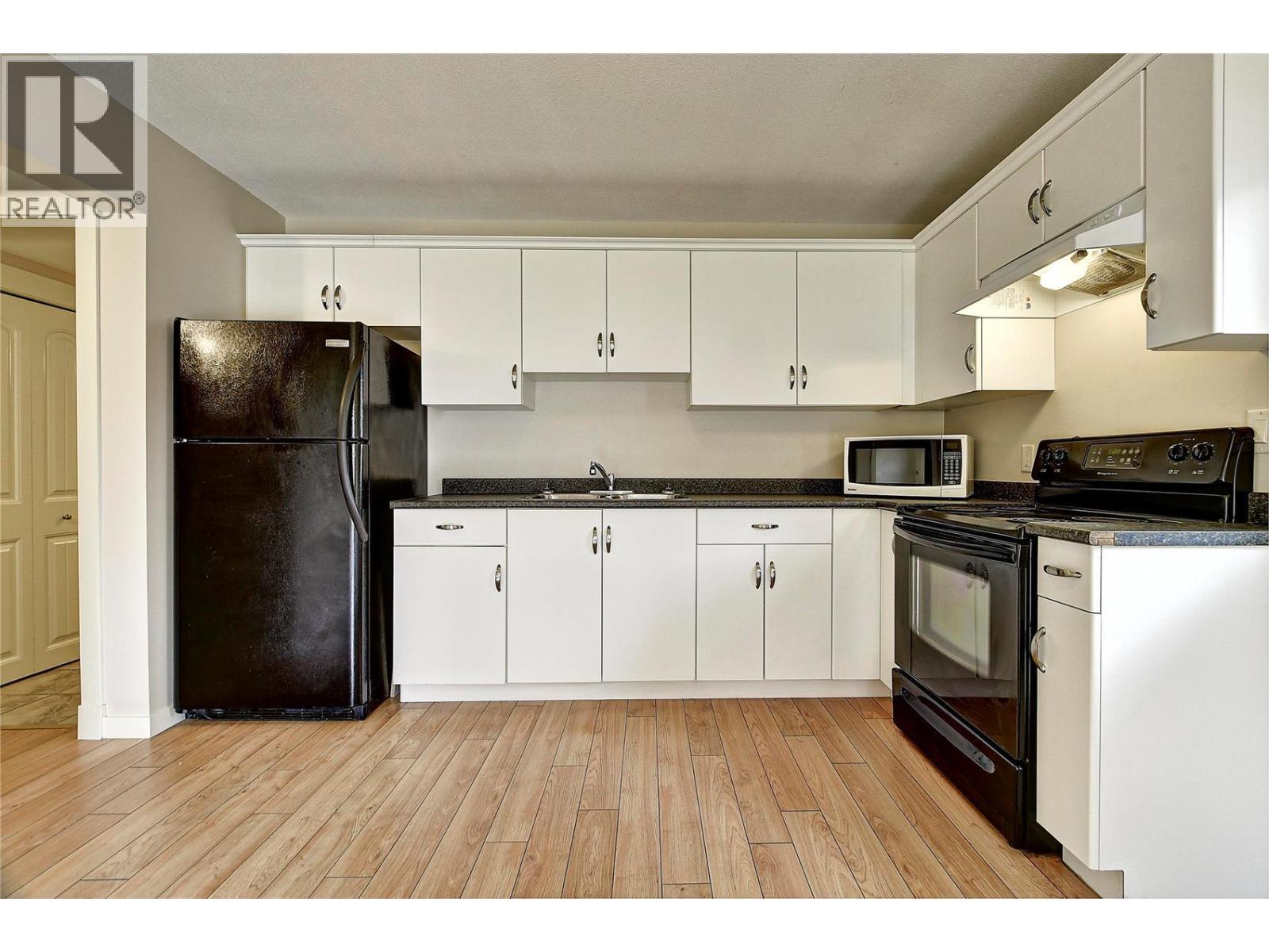 369 Wallace Road, Kelowna, British Columbia  V1X 4T4 - Photo 22 - 10389960