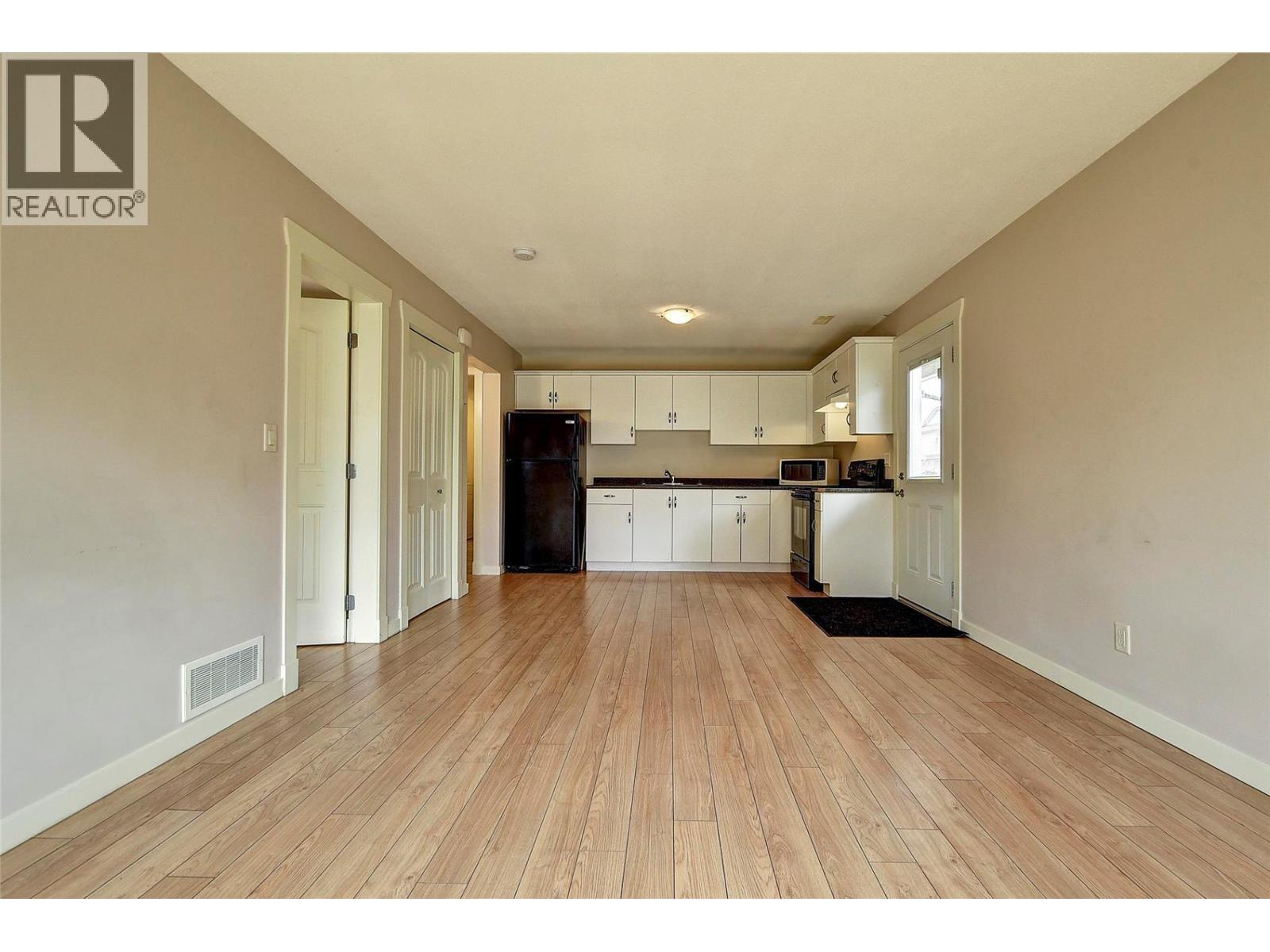 369 Wallace Road, Kelowna, British Columbia  V1X 4T4 - Photo 23 - 10389960