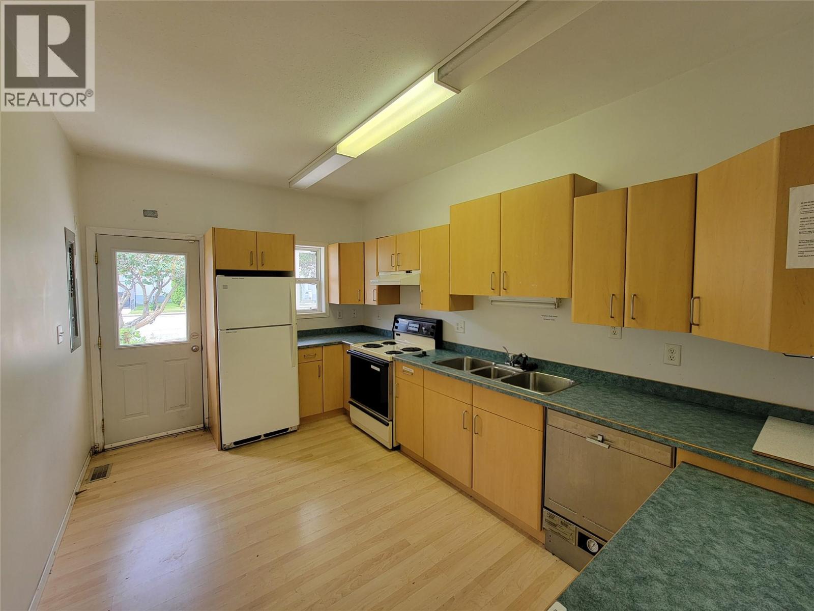 607a 5th Street, Keremeos, British Columbia  V0X 1N3 - Photo 33 - 10389957