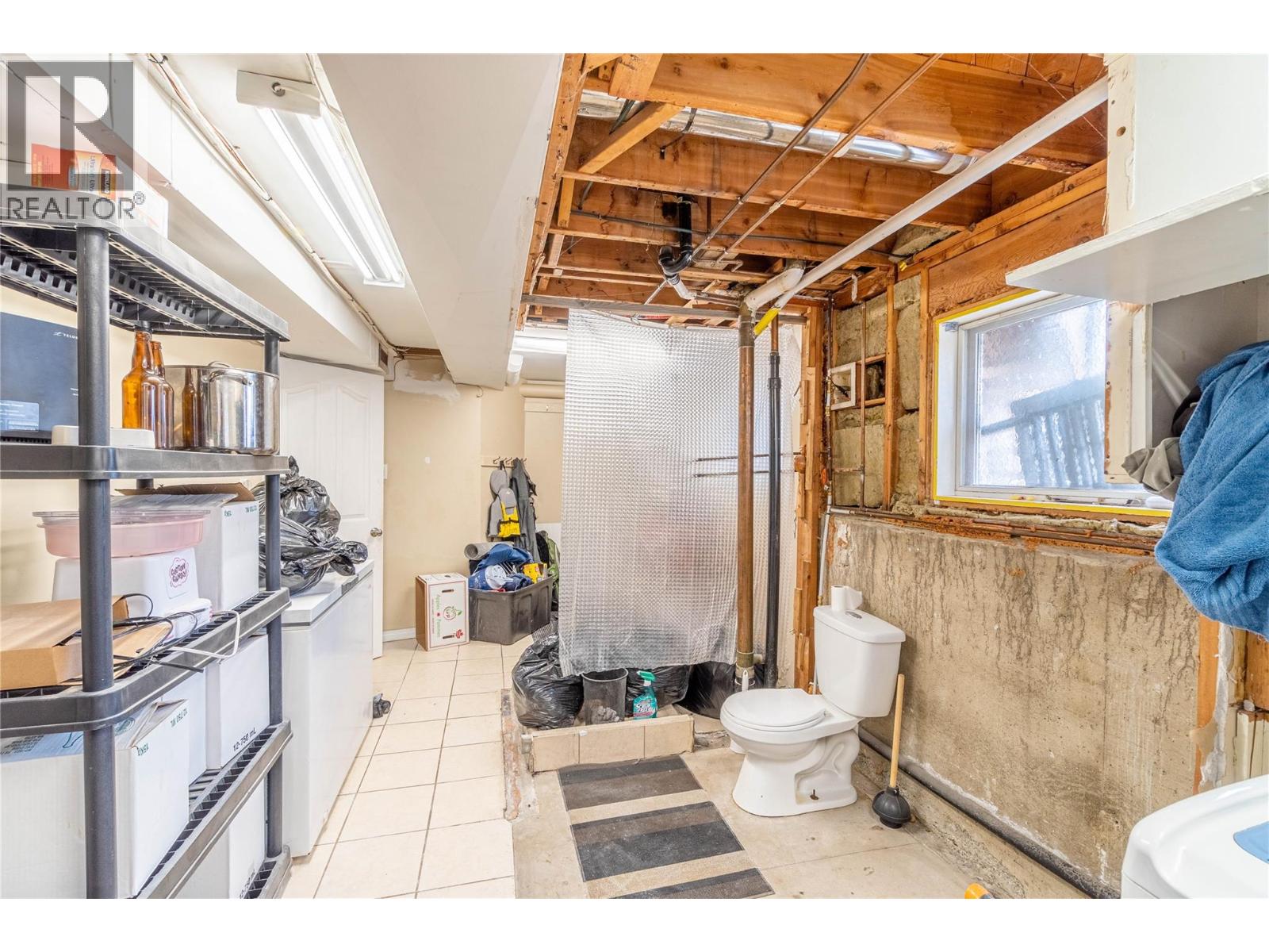 2435 Young Avenue, Kamloops, British Columbia  V2B 4M9 - Photo 26 - 10387102