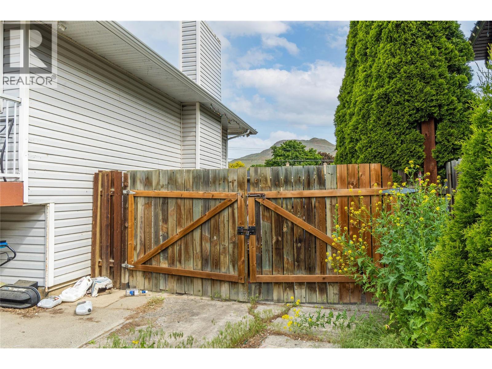 2435 Young Avenue, Kamloops, British Columbia  V2B 4M9 - Photo 33 - 10387102
