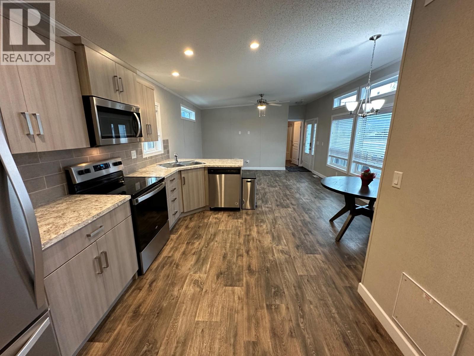 928 Waterloo Crescent, Castlegar, British Columbia  V1N 4M3 - Photo 28 - 10389931