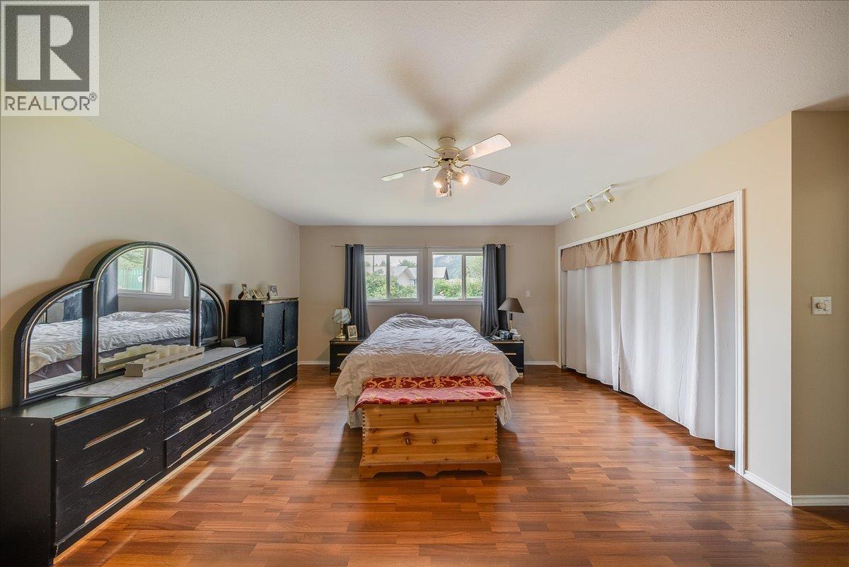 309 12th Avenue, Genelle, British Columbia  V0G 1G0 - Photo 35 - 10389843