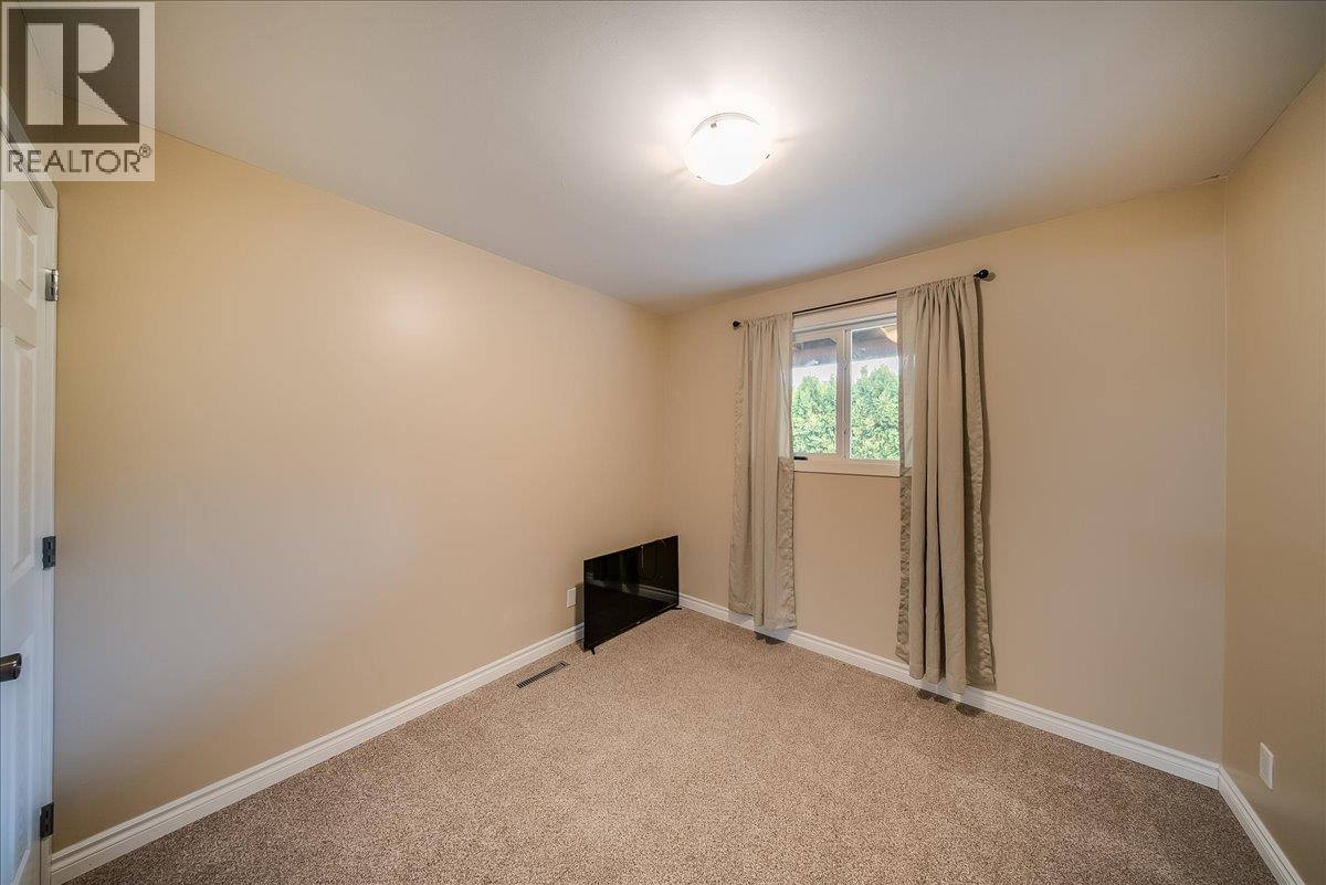 309 12th Avenue, Genelle, British Columbia  V0G 1G0 - Photo 42 - 10389843