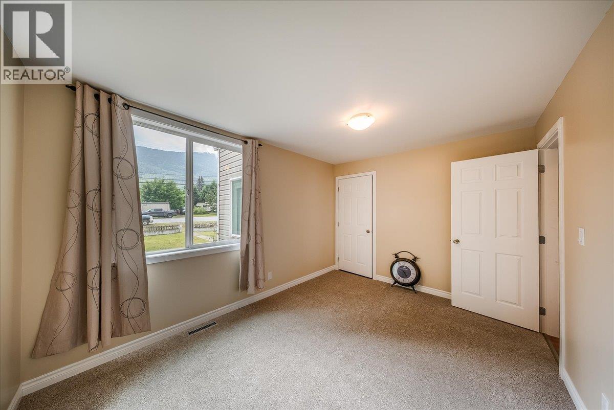 309 12th Avenue, Genelle, British Columbia  V0G 1G0 - Photo 45 - 10389843