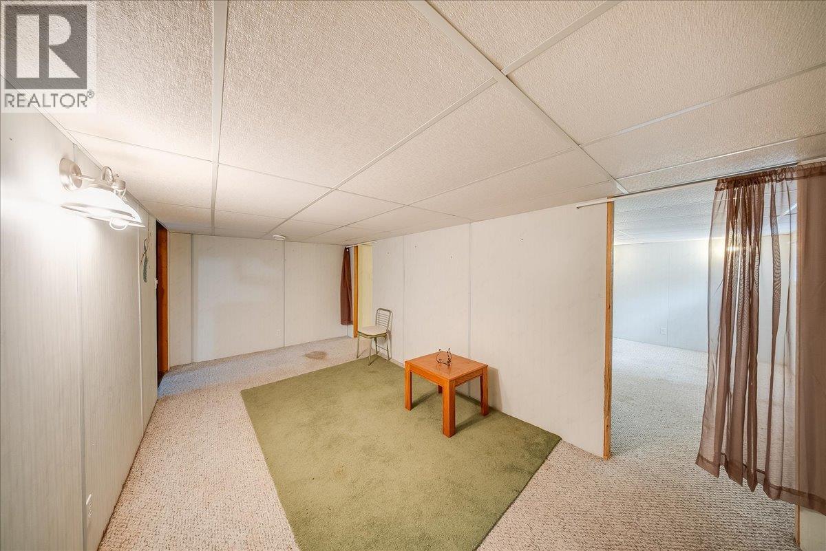 309 12th Avenue, Genelle, British Columbia  V0G 1G0 - Photo 51 - 10389843