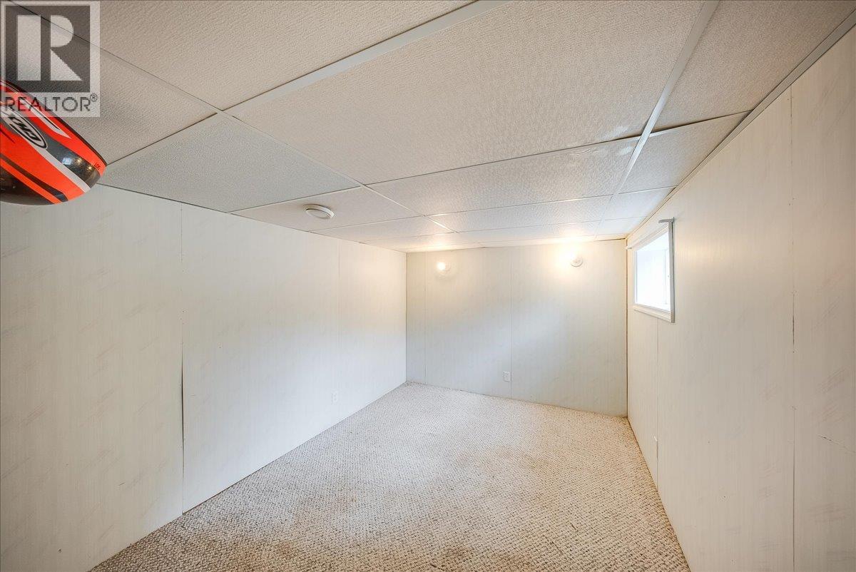 309 12th Avenue, Genelle, British Columbia  V0G 1G0 - Photo 54 - 10389843