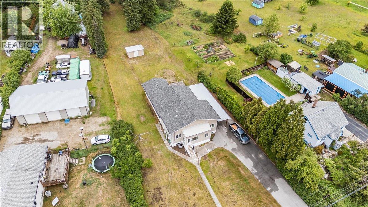 309 12th Avenue, Genelle, British Columbia  V0G 1G0 - Photo 62 - 10389843