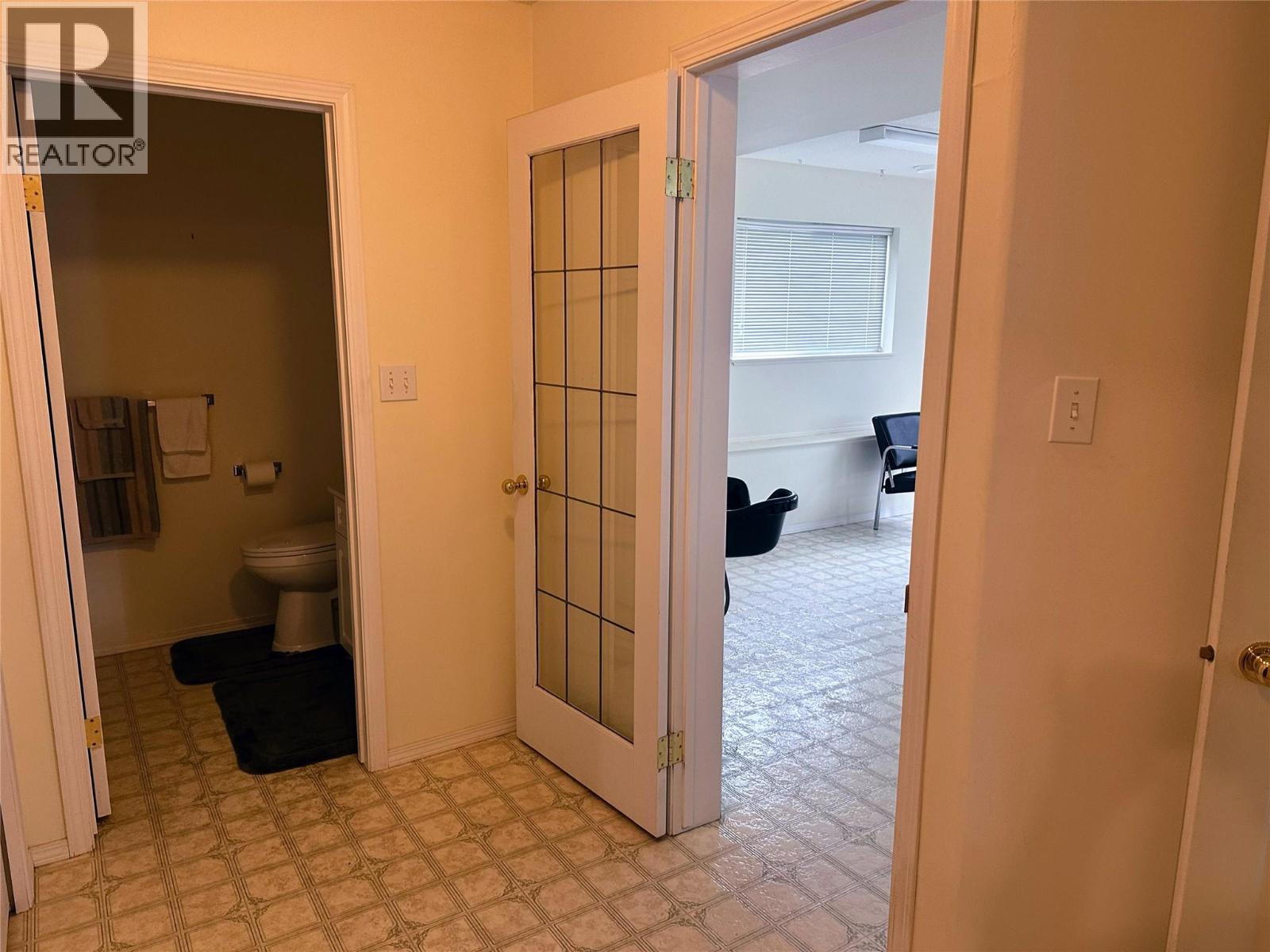 5924 Stafford Road, Nelson, British Columbia  V1L 6P3 - Photo 39 - 10389832