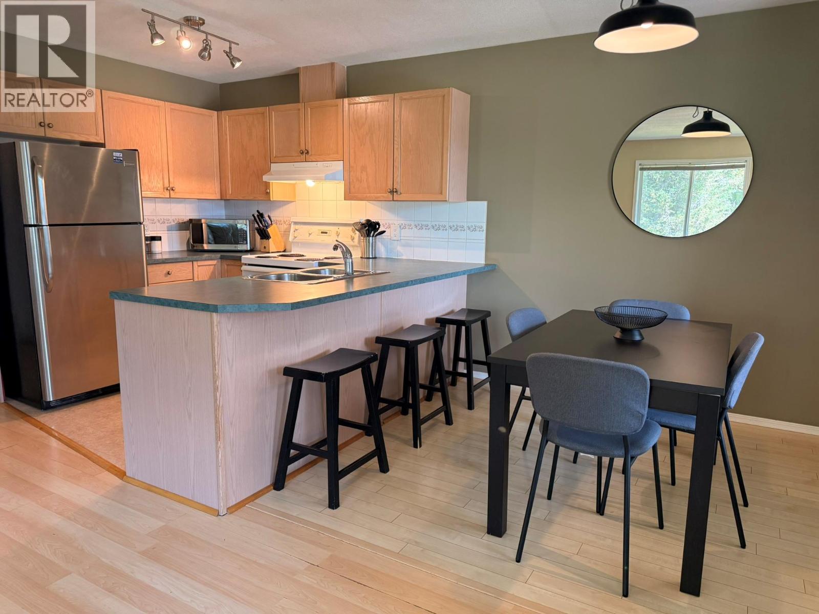 28a Wolf Crescent, Invermere, British Columbia  V0A 1K2 - Photo 3 - 10389487