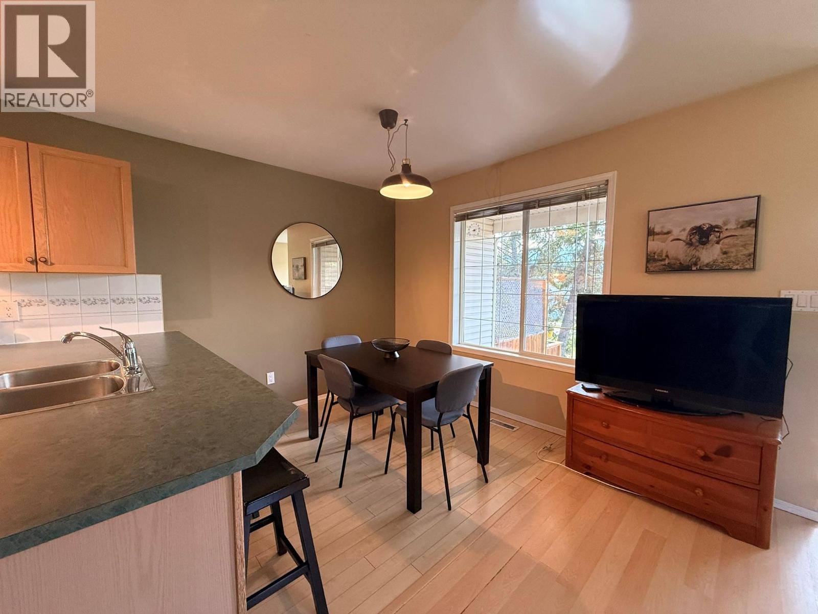 28a Wolf Crescent, Invermere, British Columbia  V0A 1K2 - Photo 5 - 10389487