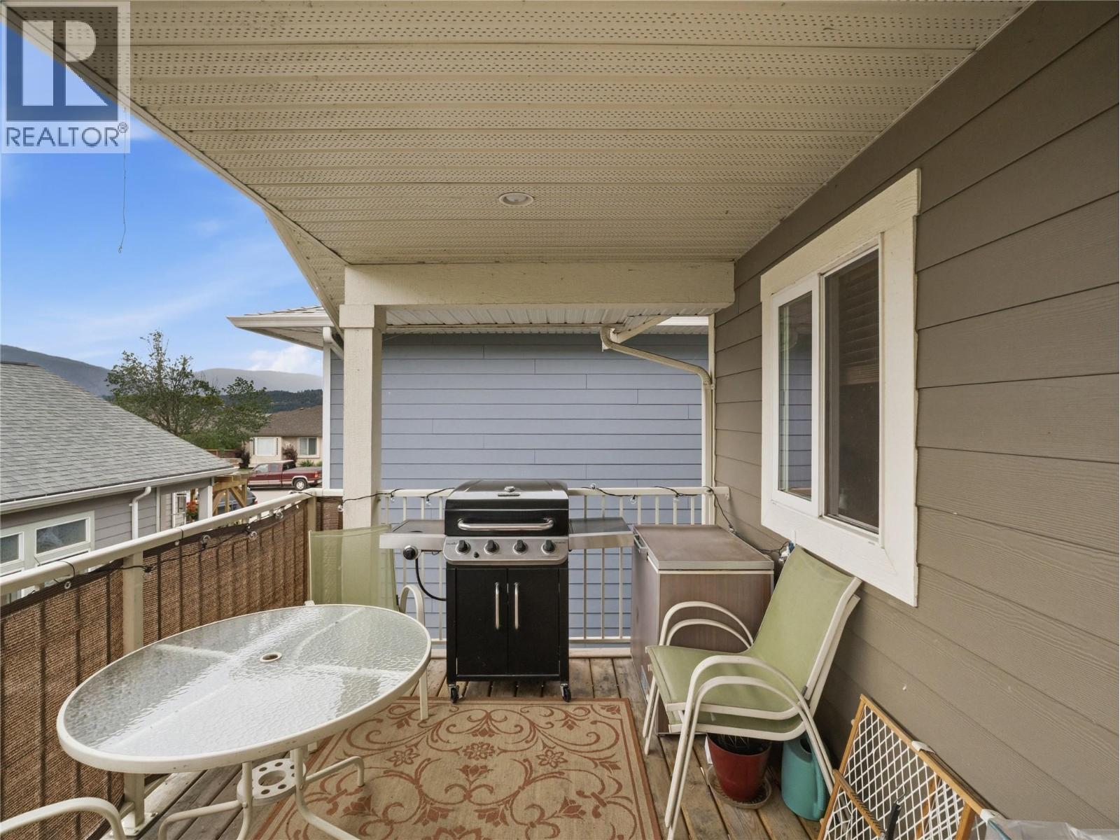 331 Fraser Avenue Nw, Salmon Arm, British Columbia  V1E 1W3 - Photo 18 - 10389774