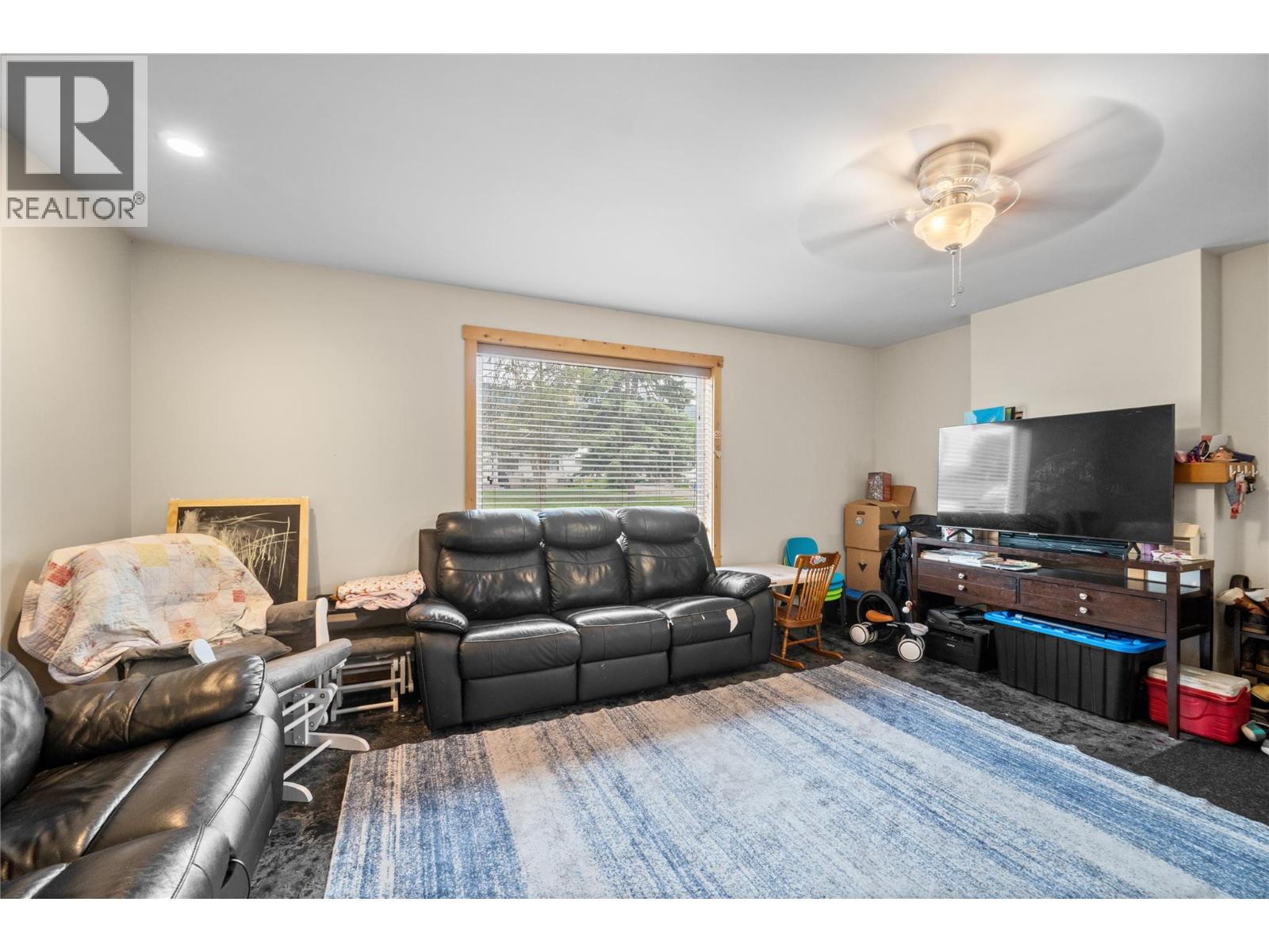 331 Fraser Avenue Nw, Salmon Arm, British Columbia  V1E 1W3 - Photo 25 - 10389774
