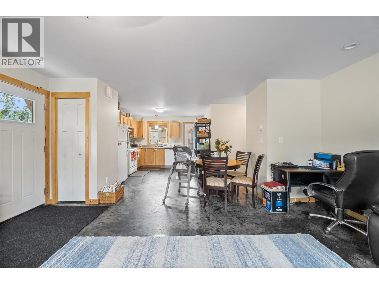 331 Fraser Avenue Nw, Salmon Arm, British Columbia  V1E 1W3 - Photo 26 - 10389774