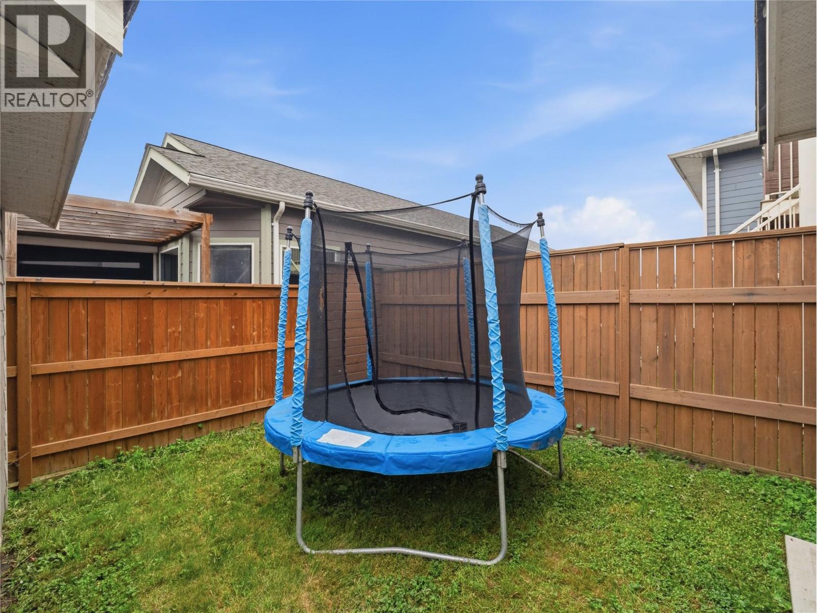331 Fraser Avenue Nw, Salmon Arm, British Columbia  V1E 1W3 - Photo 37 - 10389774