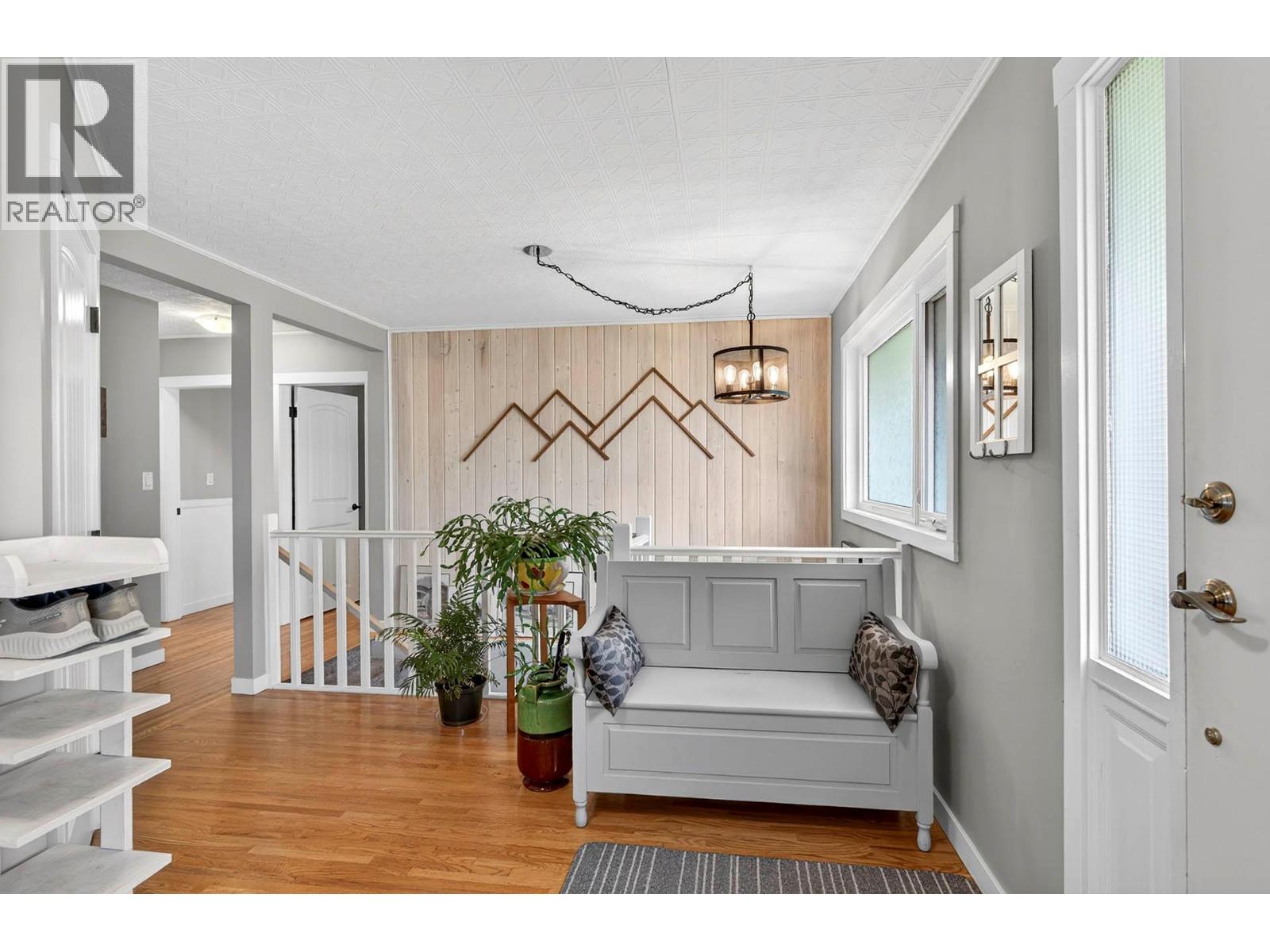 1775 Apple Lane, Kamloops, British Columbia  V2C 4M9 - Photo 3 - 10389919