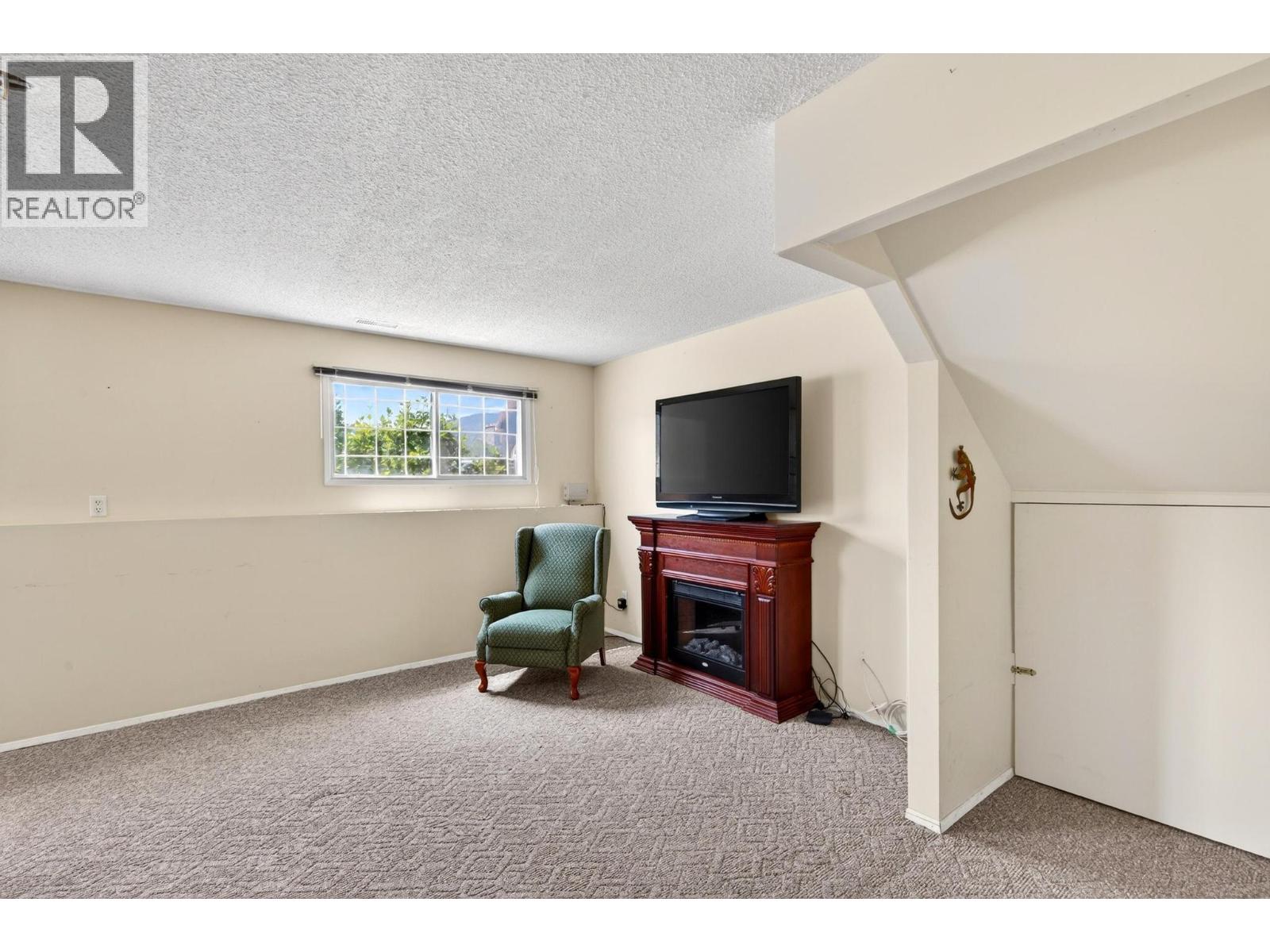 1820 Quebec Street, Penticton, British Columbia  V2A 6E1 - Photo 9 - 10389497