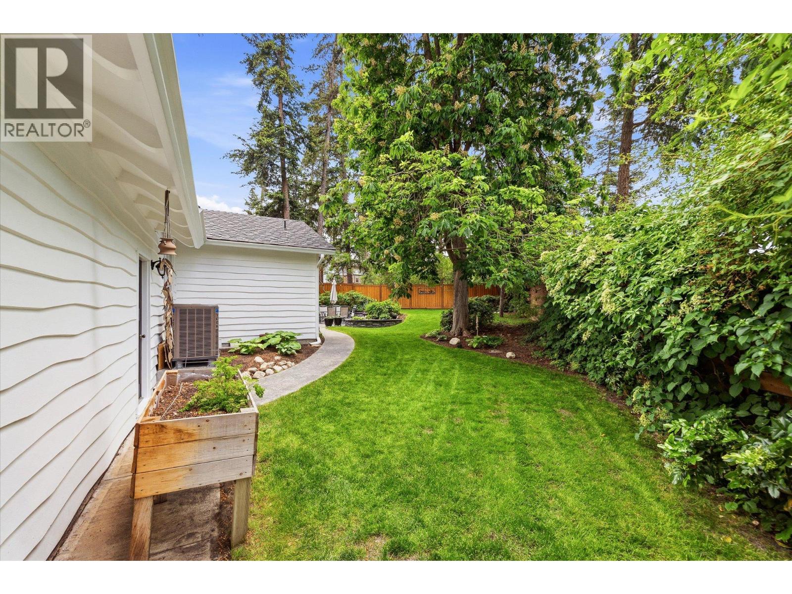 811 Coronado Crescent, Kelowna, British Columbia  V1W 2K5 - Photo 53 - 10387831