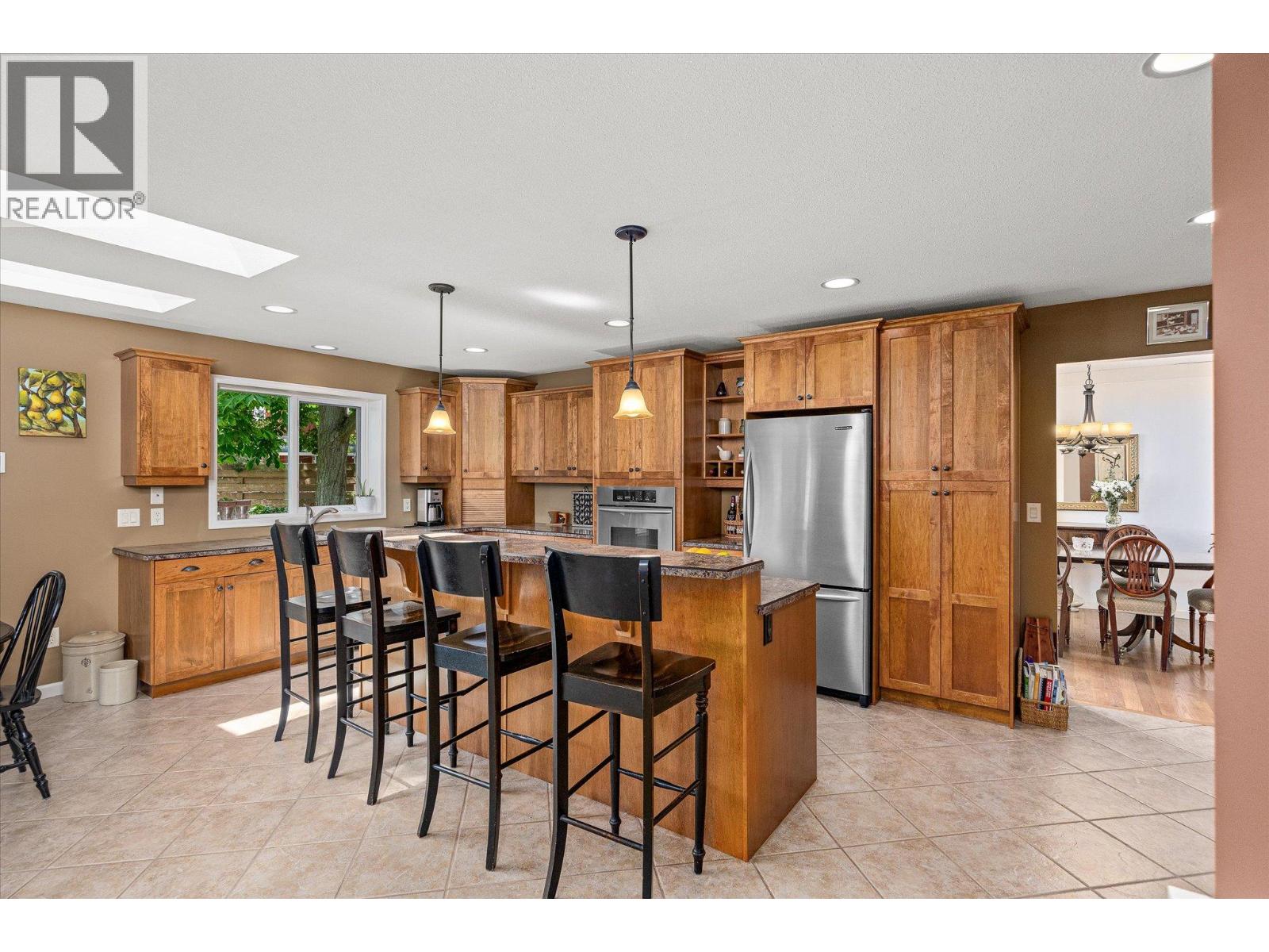 811 Coronado Crescent, Kelowna, British Columbia  V1W 2K5 - Photo 6 - 10387831