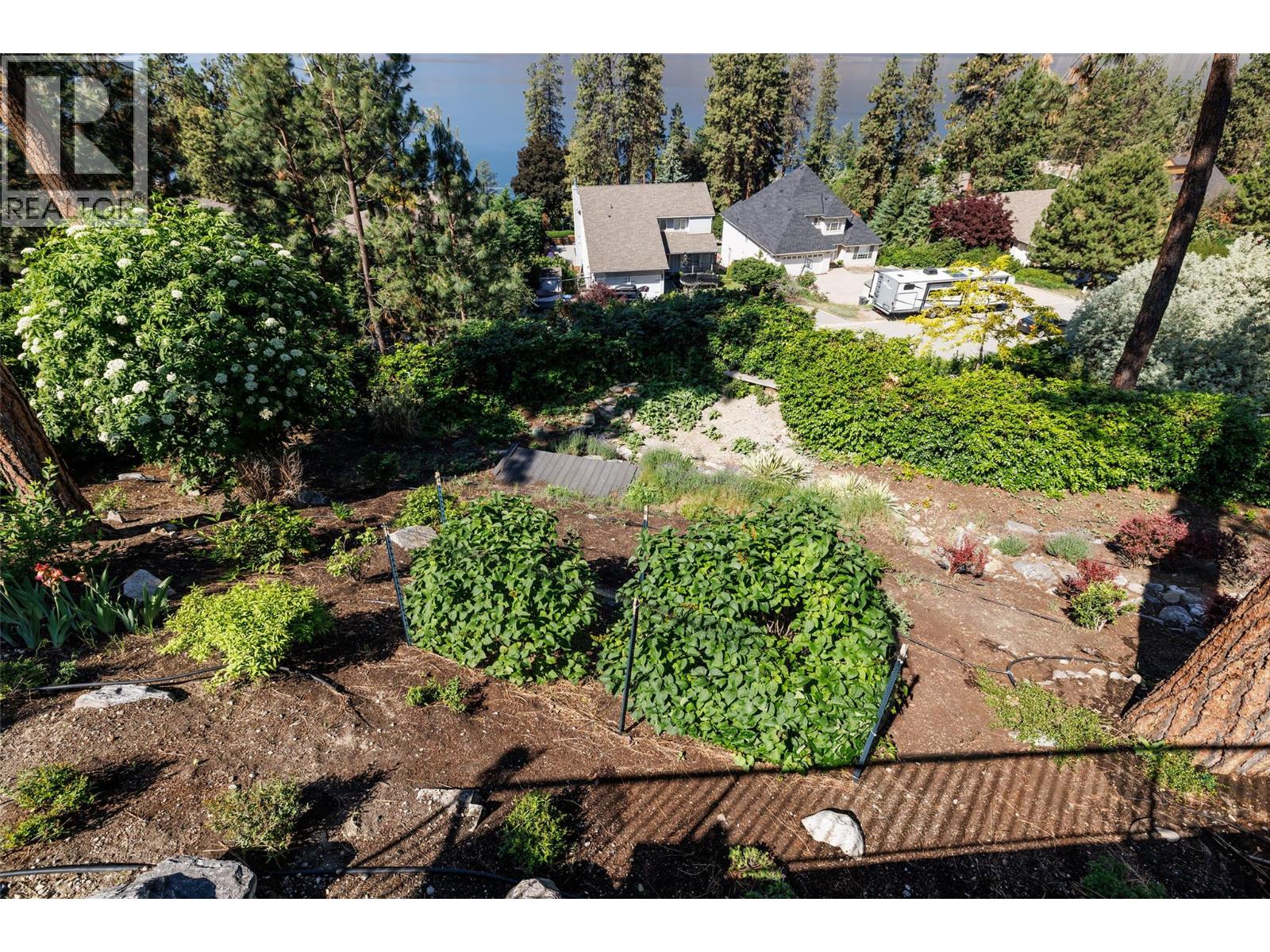 1928 Paly Road, Kelowna, British Columbia  V1V 2B9 - Photo 24 - 10389644