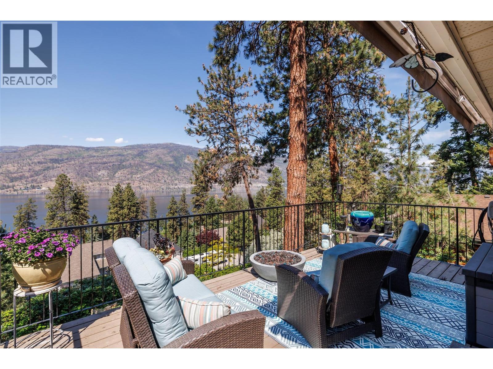 1928 Paly Road, Kelowna, British Columbia  V1V 2B9 - Photo 4 - 10389644
