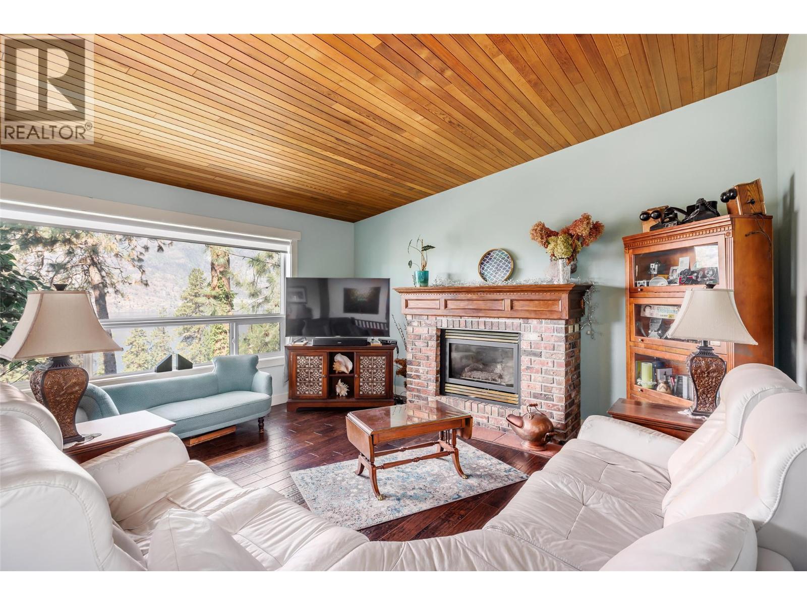 1928 Paly Road, Kelowna, British Columbia  V1V 2B9 - Photo 6 - 10389644