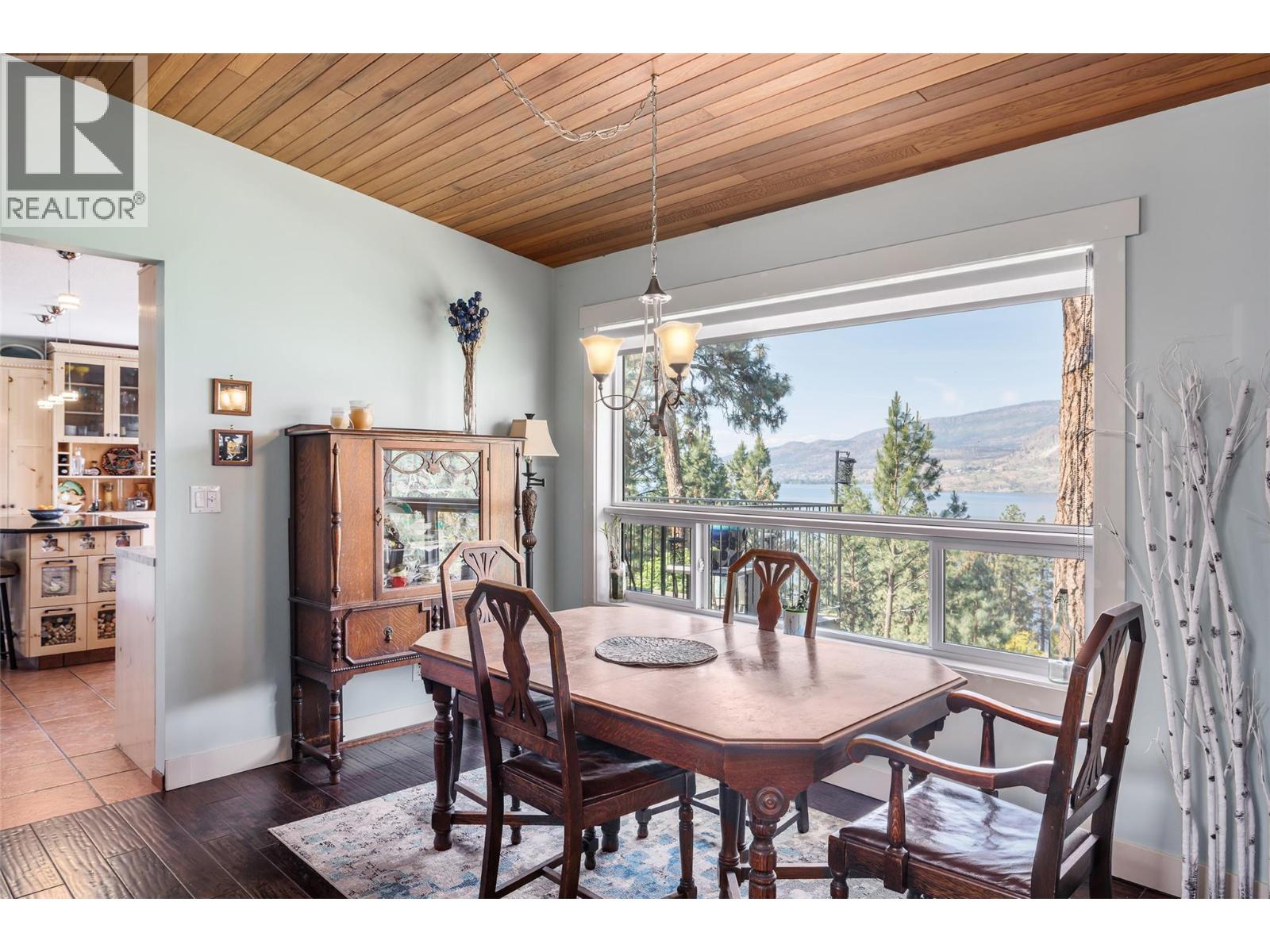 1928 Paly Road, Kelowna, British Columbia  V1V 2B9 - Photo 7 - 10389644