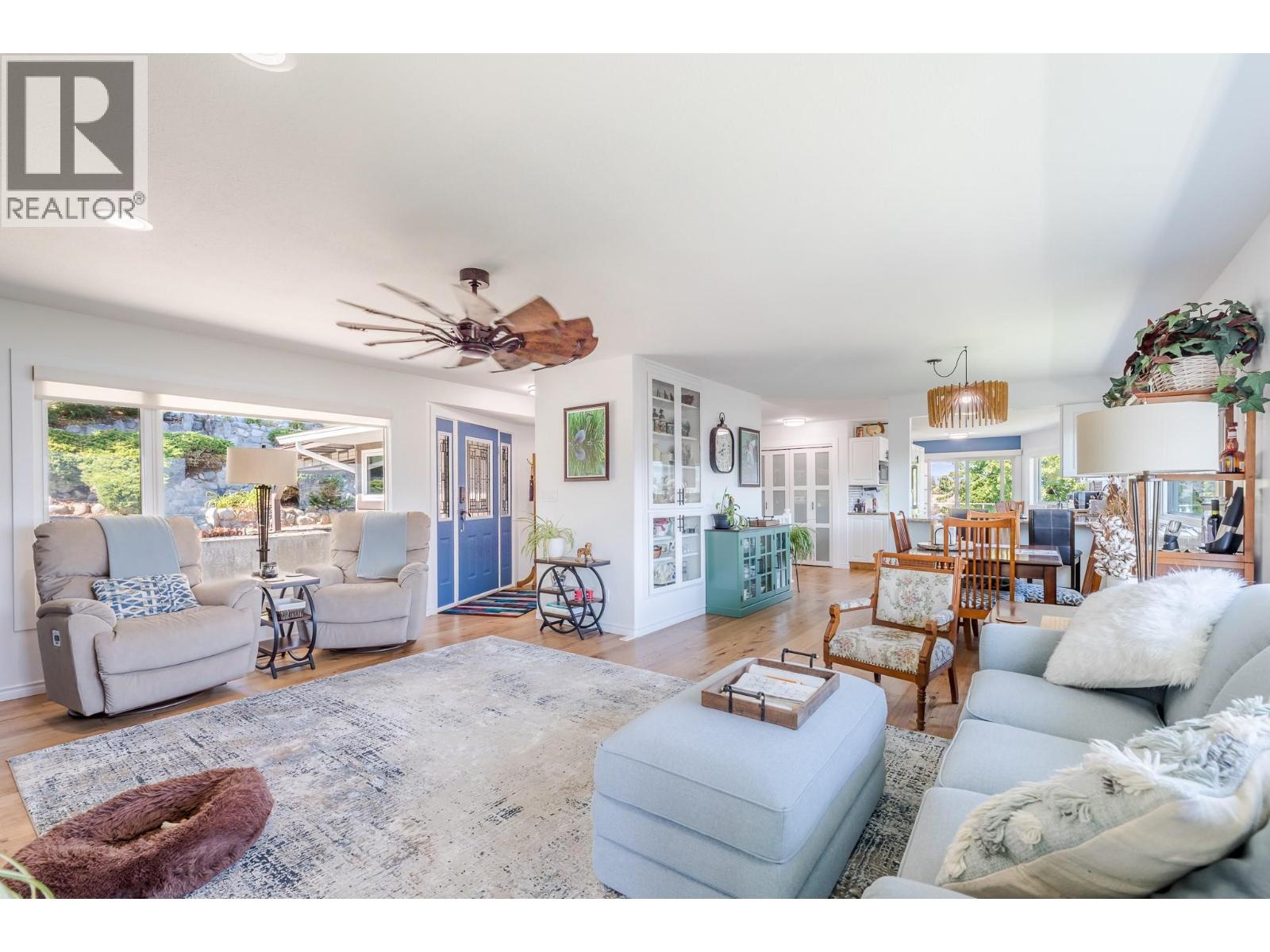6318 Faircrest Street, Summerland, British Columbia  V0H 1Z4 - Photo 6 - 10389917