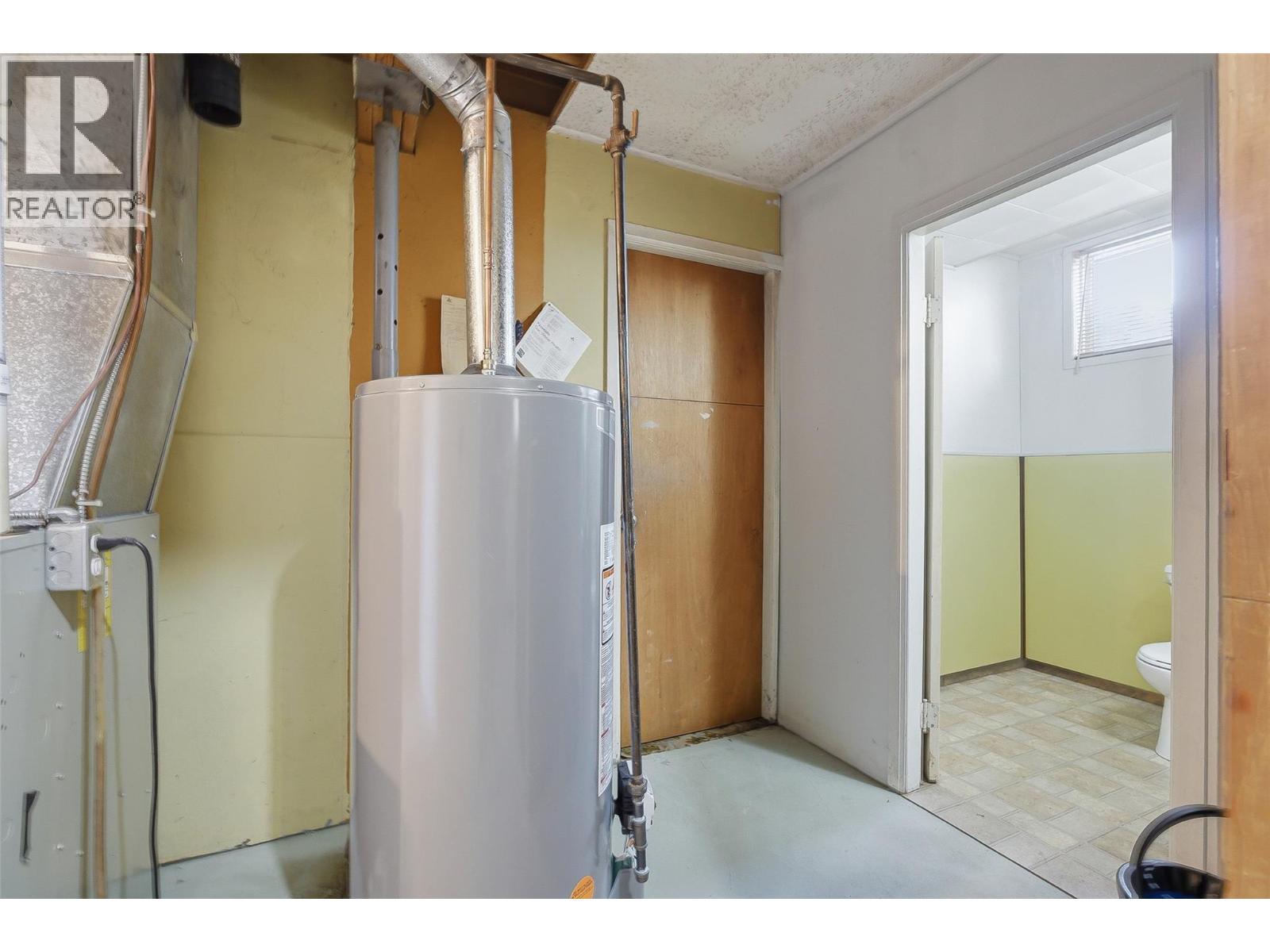 2135 Fleetwood Avenue, Kamloops, British Columbia  V2B 4S6 - Photo 30 - 10389826