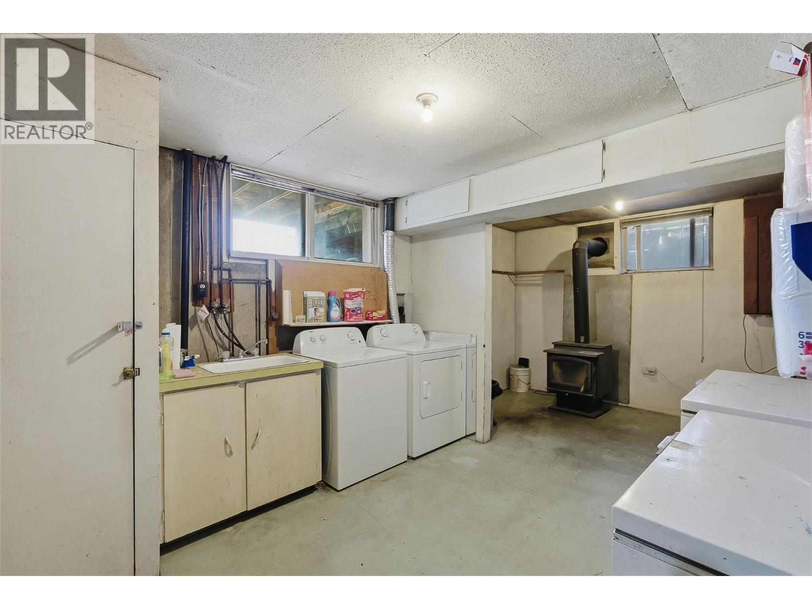 2135 Fleetwood Avenue, Kamloops, British Columbia  V2B 4S6 - Photo 40 - 10389826