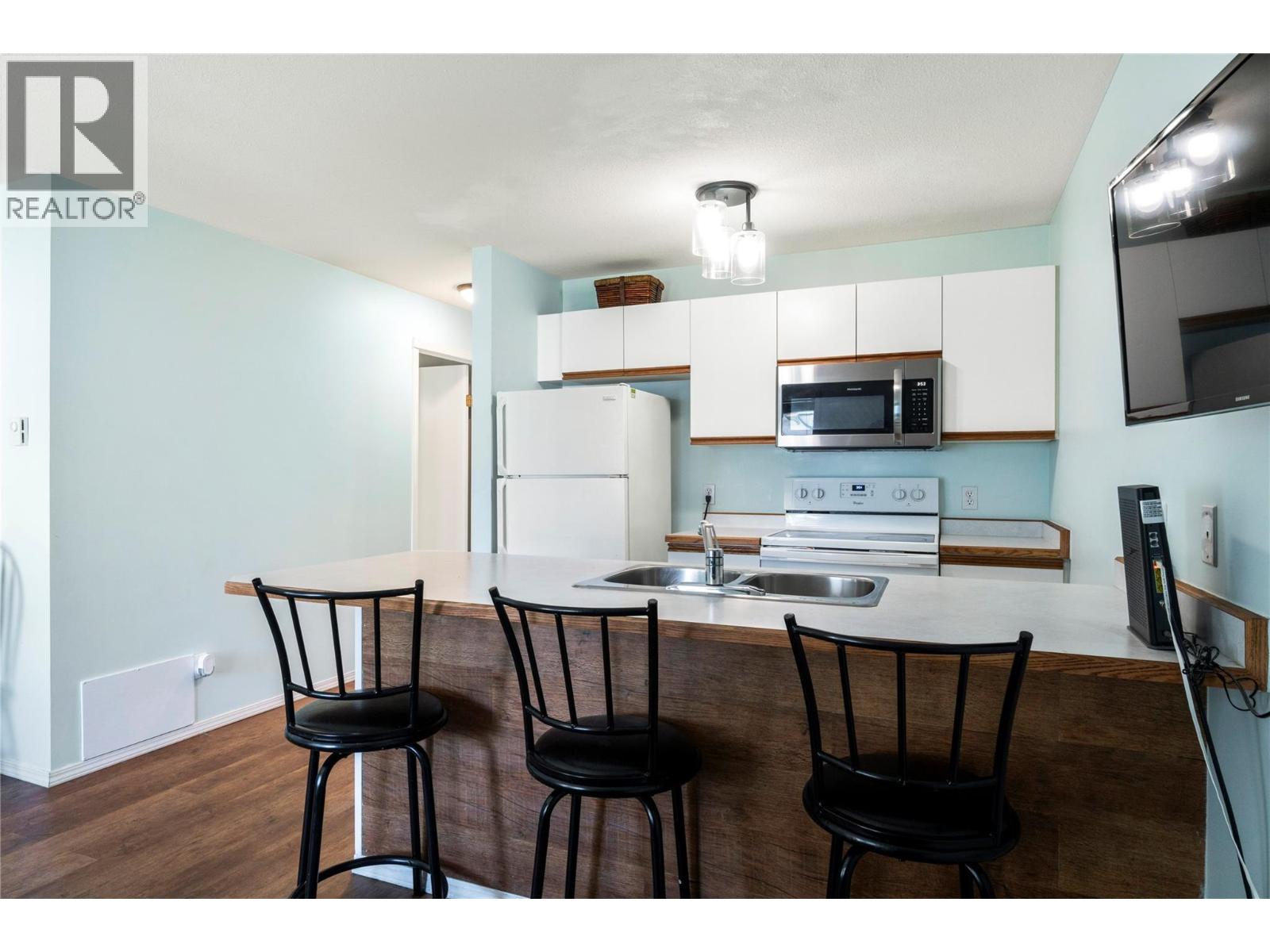 213 White Pine Crescent Unit# 243, Sicamous, British Columbia  V0E 2V1 - Photo 22 - 10389808