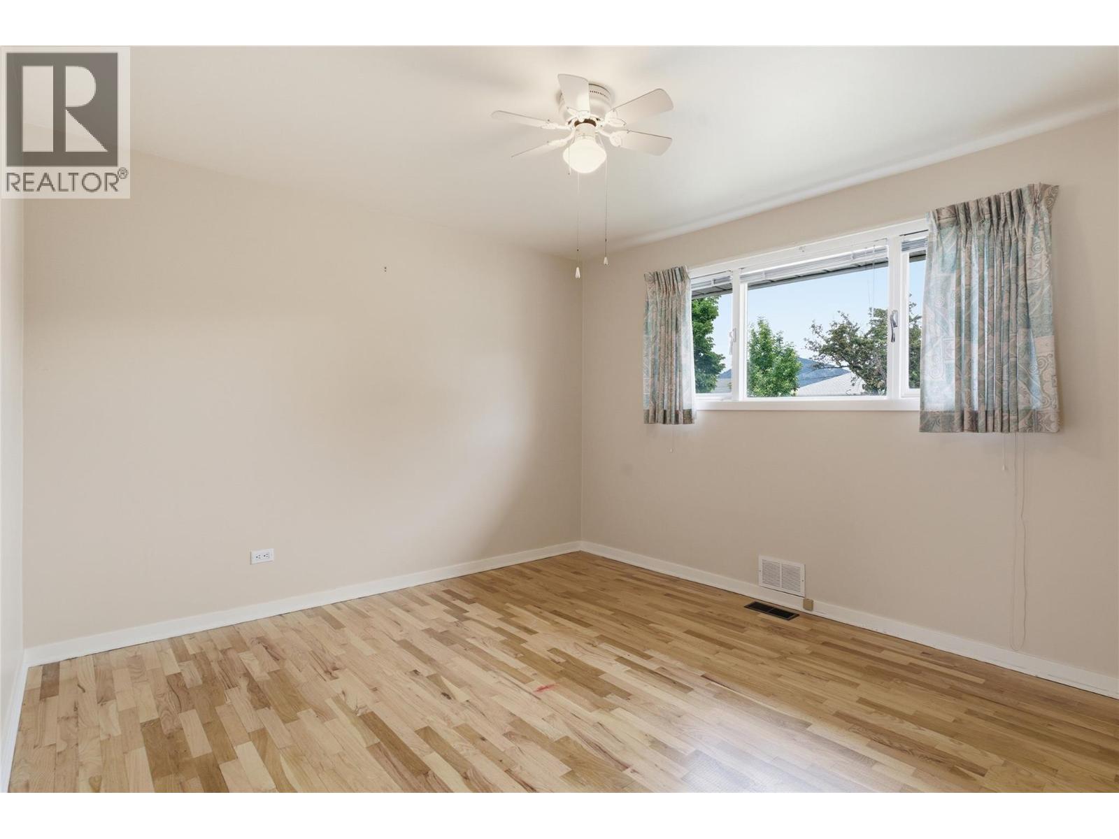164 Manor Park Avenue, Penticton, British Columbia  V2A 2R2 - Photo 19 - 10389628