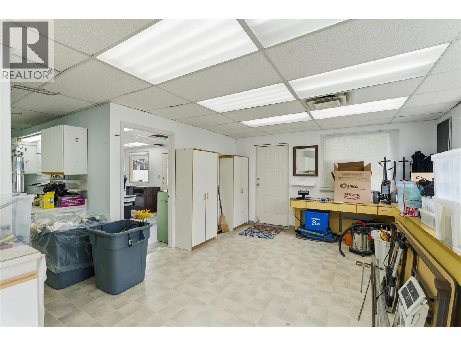 164 Manor Park Avenue, Penticton, British Columbia  V2A 2R2 - Photo 44 - 10389628