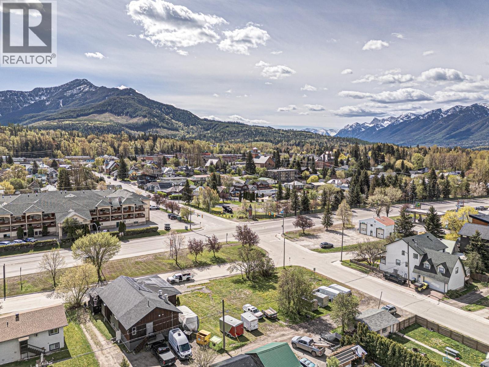 701 & 721 7th Avenue, Fernie, British Columbia  V0B 1M0 - Photo 15 - 10389858