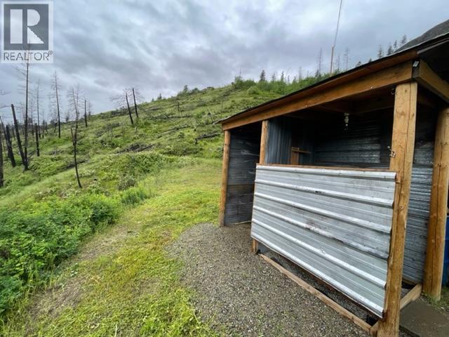 1851 33 Highway, Rock Creek, British Columbia  V0H 1Y0 - Photo 4 - 10389852