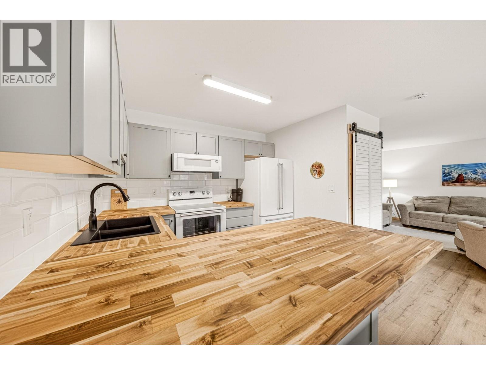 320 Canyon Trail Unit# 21, Fernie, British Columbia  V0B 1M5 - Photo 19 - 10389720
