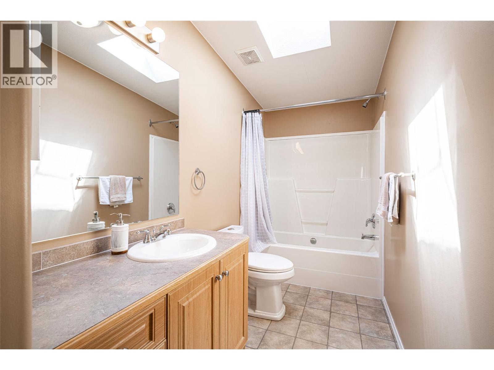 6688 Tronson Road Unit# 38, Vernon, British Columbia  V1H 1R9 - Photo 36 - 10389814