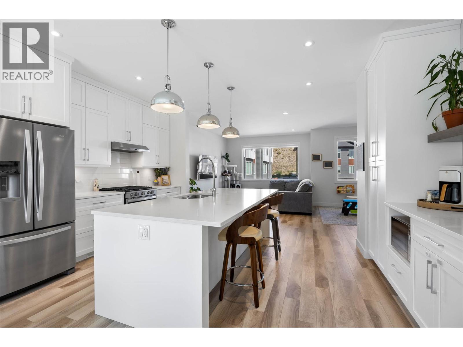107 River Gate Drive, Kamloops, British Columbia  V2H 0E4 - Photo 5 - 10390027