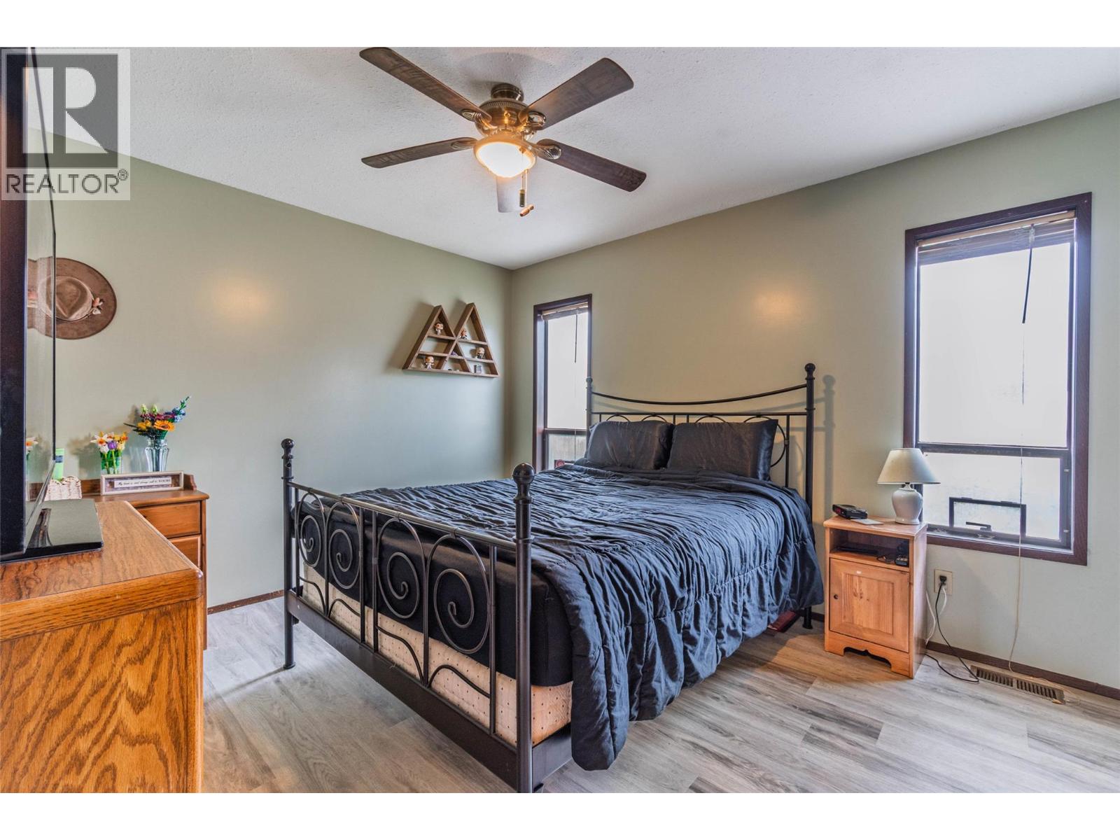 6563 Mountainview Drive, Oliver, British Columbia  V0H 1T4 - Photo 12 - 10389920