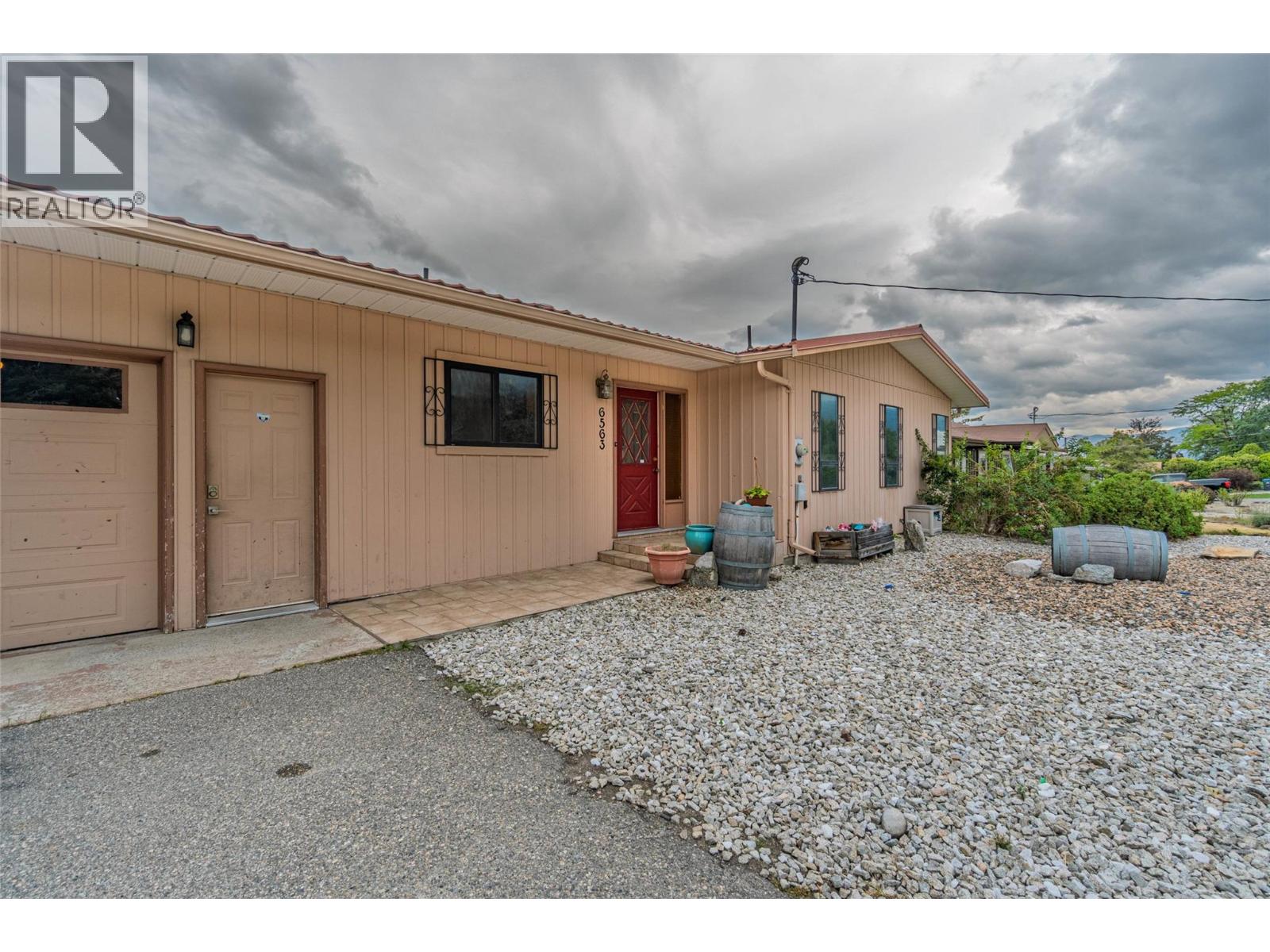 6563 Mountainview Drive, Oliver, British Columbia  V0H 1T4 - Photo 29 - 10389920