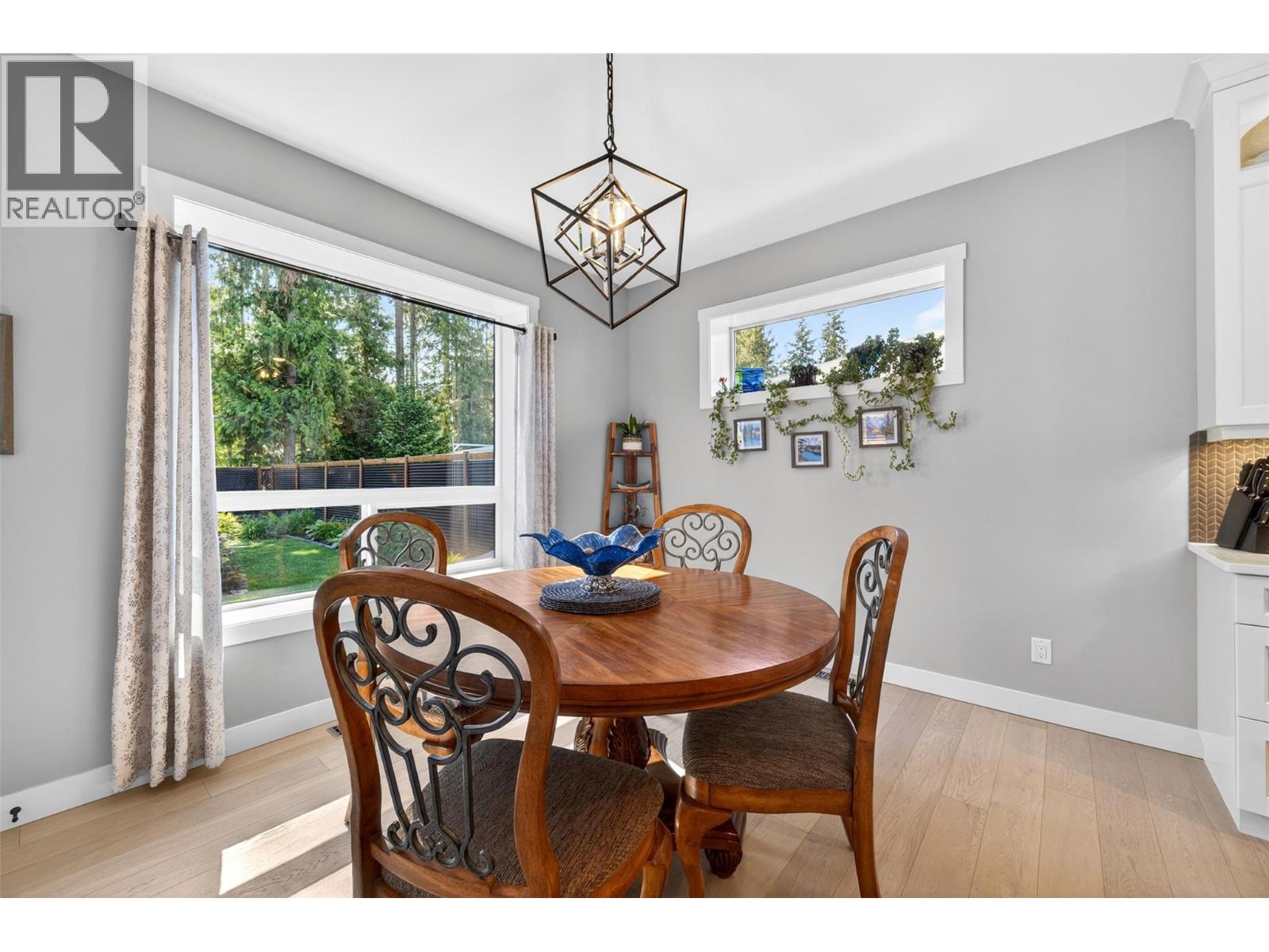 1015 Hemlock Crescent N, Sicamous, British Columbia  V0E 2V1 - Photo 17 - 10390014