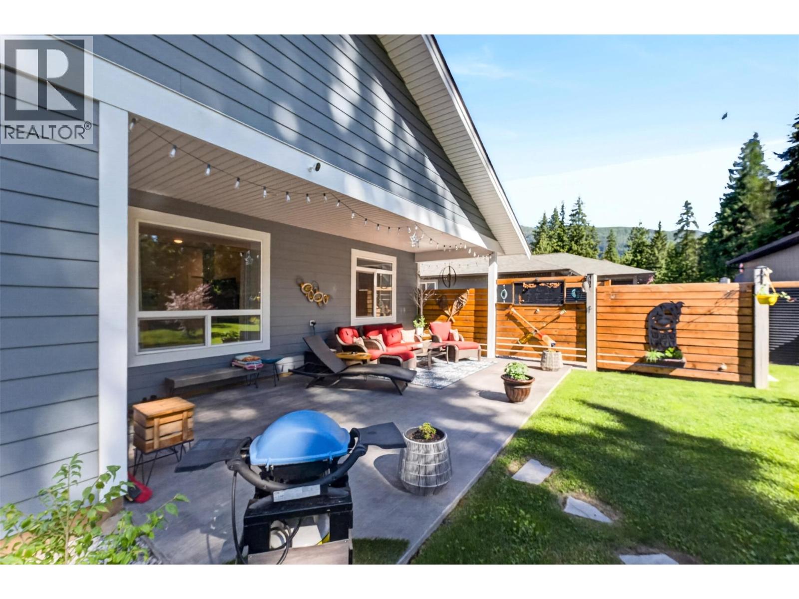 1015 Hemlock Crescent N, Sicamous, British Columbia  V0E 2V1 - Photo 53 - 10390014
