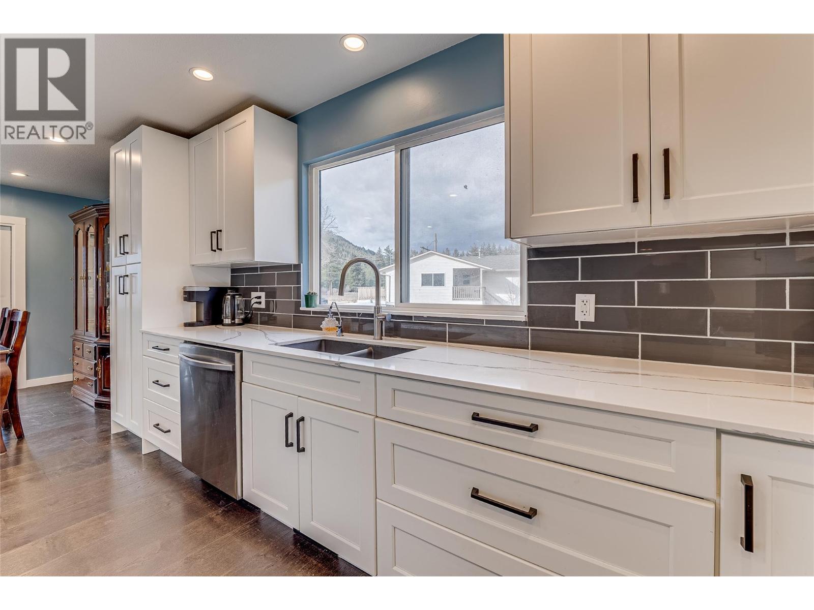 5876 Westwynd Drive, Falkland, British Columbia  V0E 1W0 - Photo 14 - 10389753