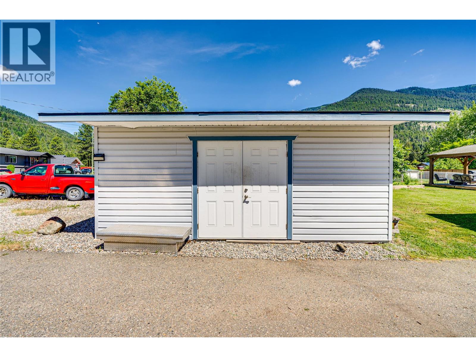 5876 Westwynd Drive, Falkland, British Columbia  V0E 1W0 - Photo 46 - 10389753