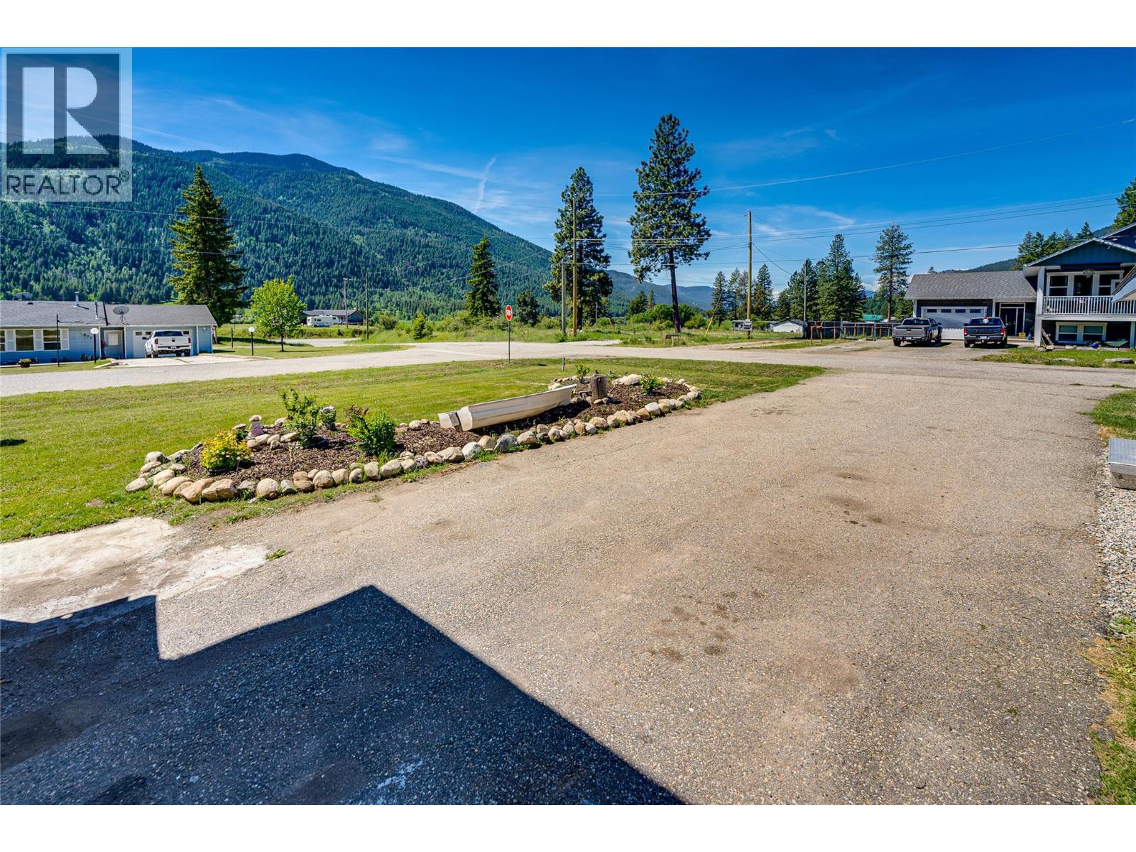 5876 Westwynd Drive, Falkland, British Columbia  V0E 1W0 - Photo 56 - 10389753