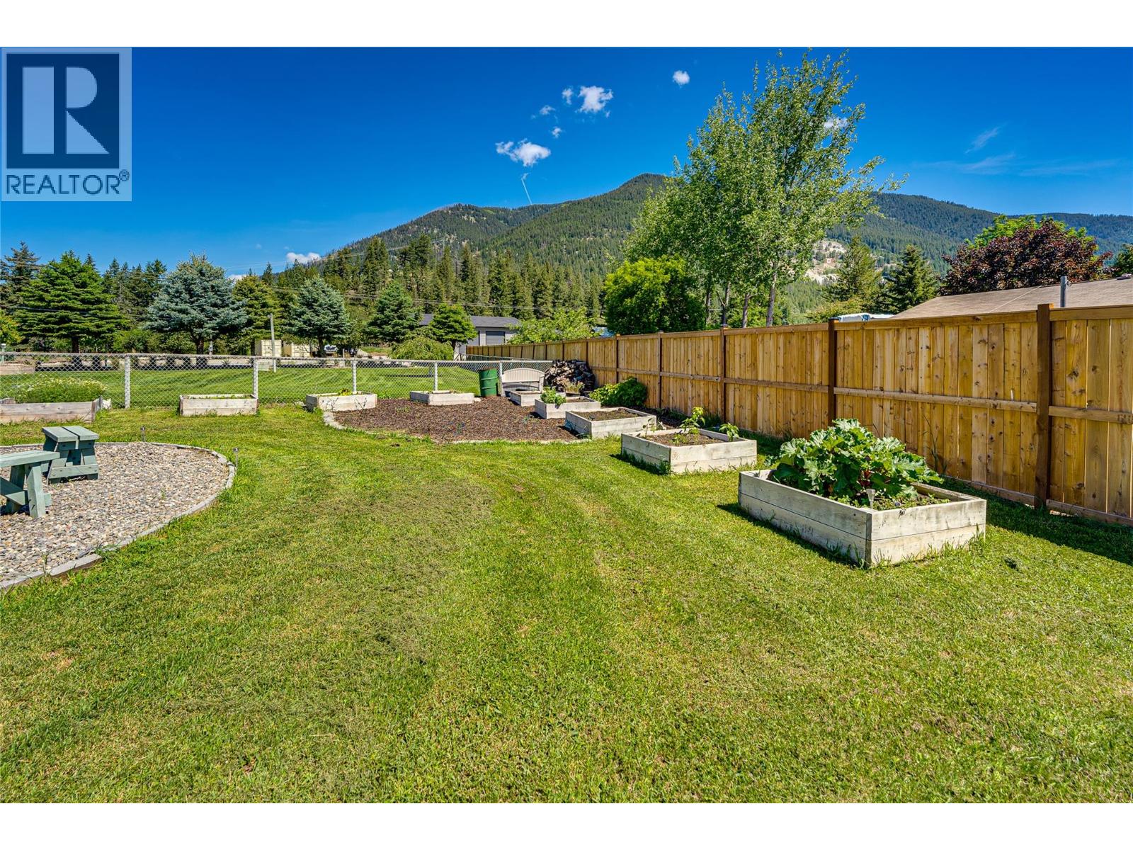 5876 Westwynd Drive, Falkland, British Columbia  V0E 1W0 - Photo 66 - 10389753