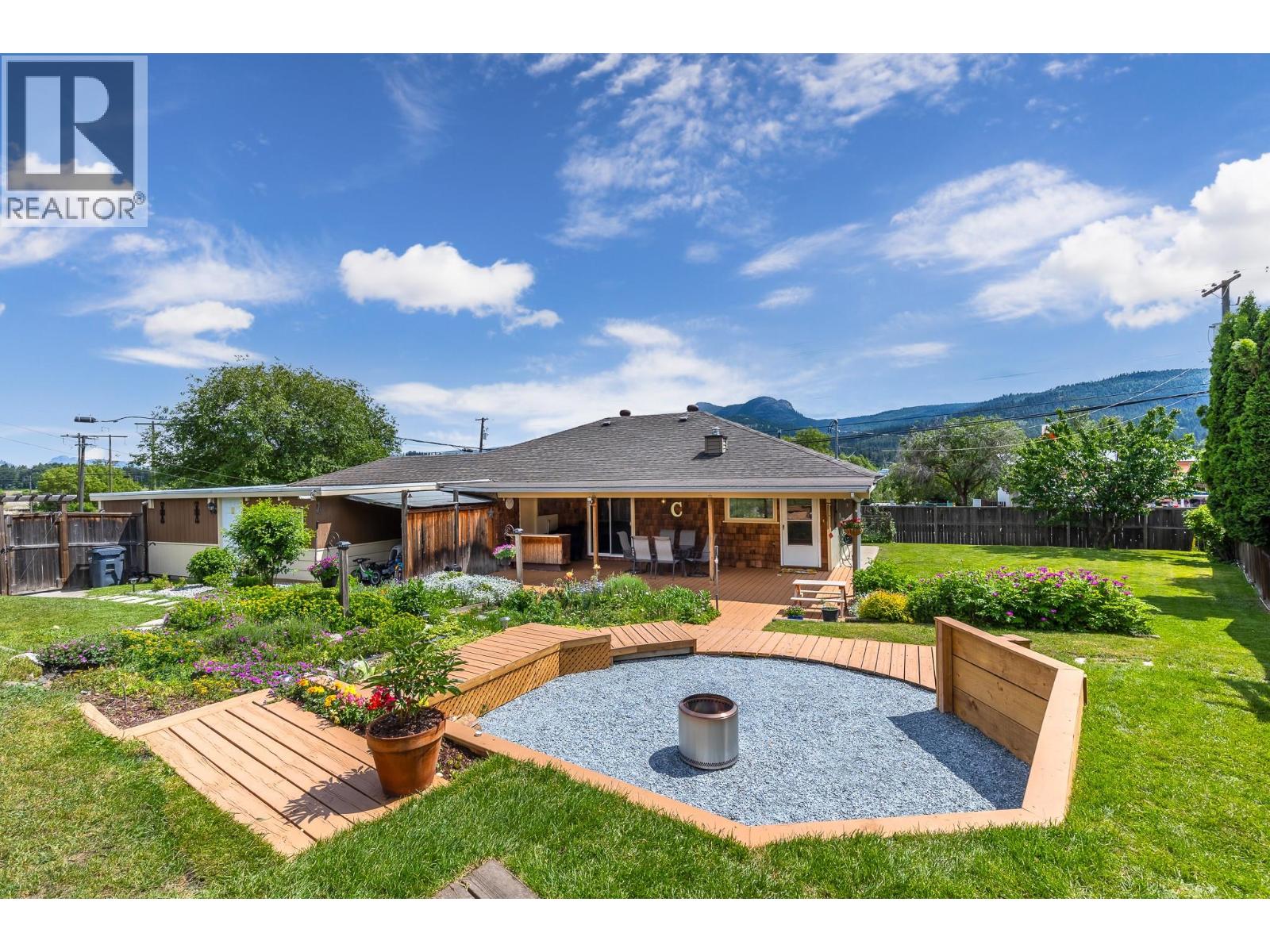 6310 Freeman Drive, Coldstream, British Columbia  V1B 3C7 - Photo 1 - 10389086