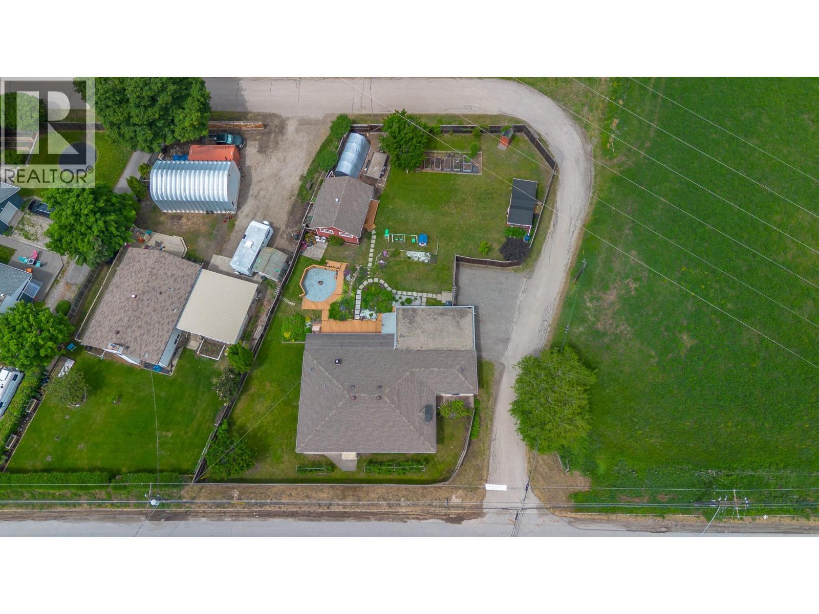 6310 Freeman Drive, Coldstream, British Columbia  V1B 3C7 - Photo 16 - 10389086