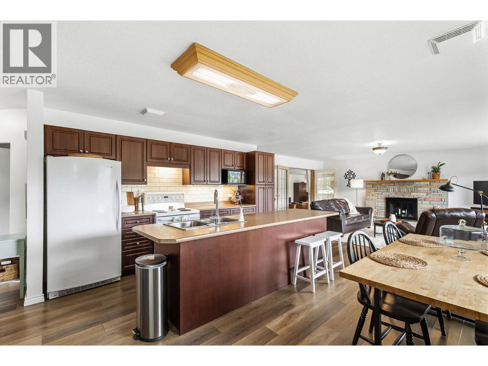 6310 Freeman Drive, Coldstream, British Columbia  V1B 3C7 - Photo 25 - 10389086