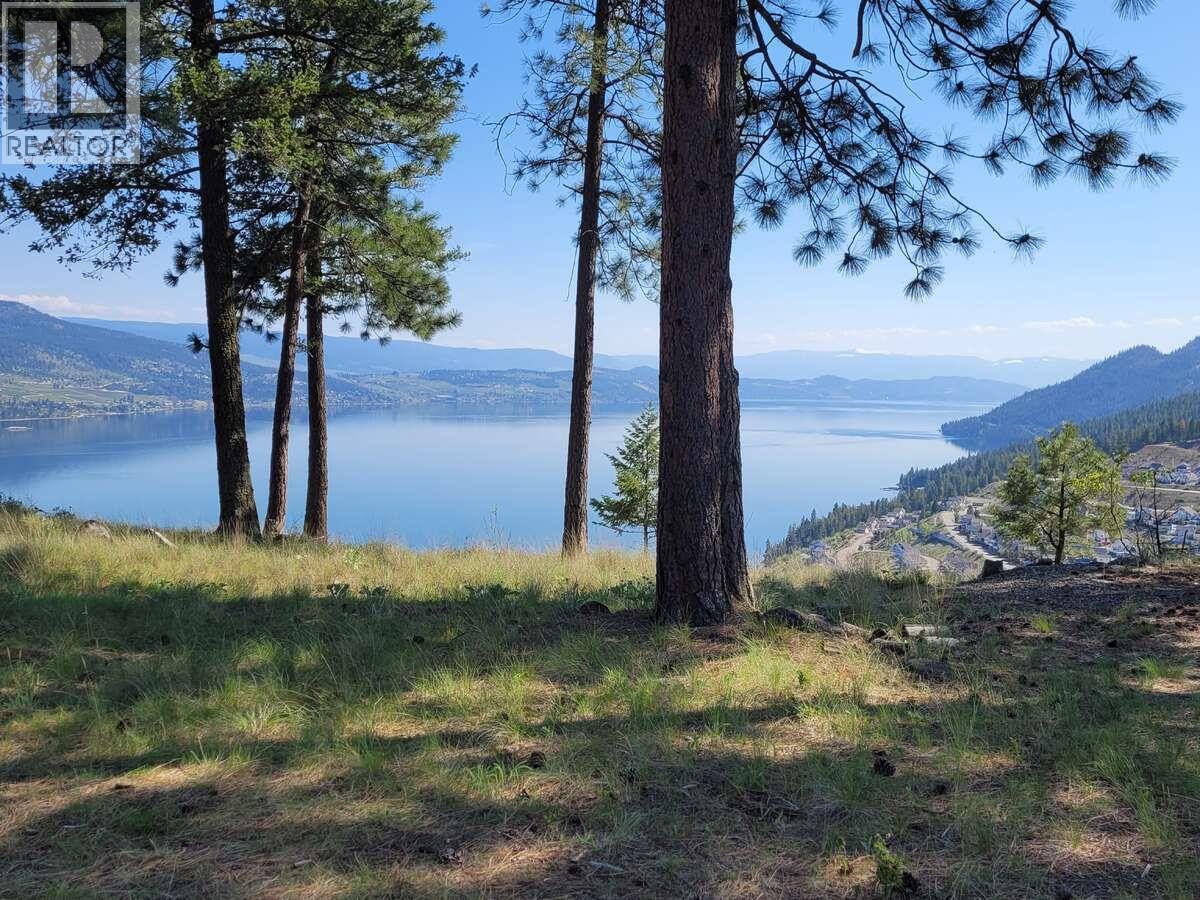 7185 Dunwaters Road, Kelowna, British Columbia  V1Z 3W5 - Photo 3 - 10390046
